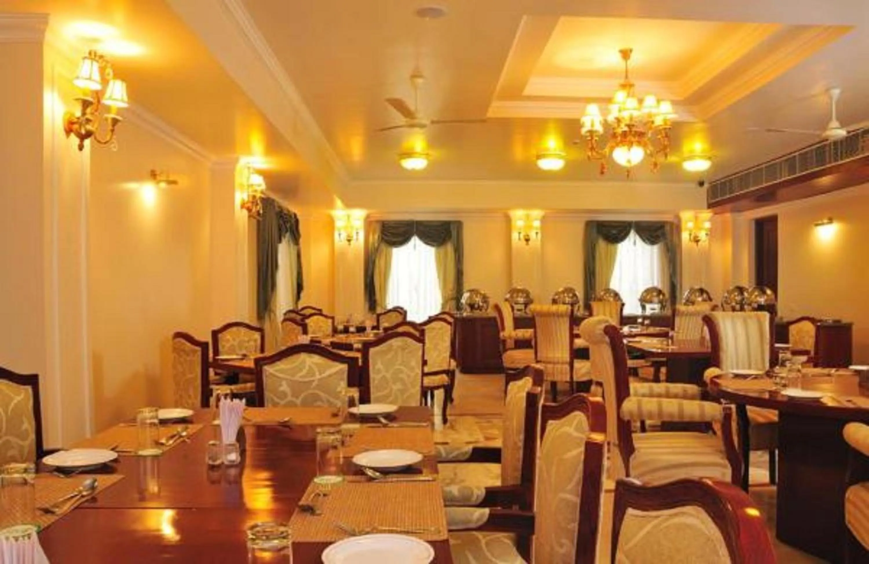 Buffet breakfast in Le Roi Corbett