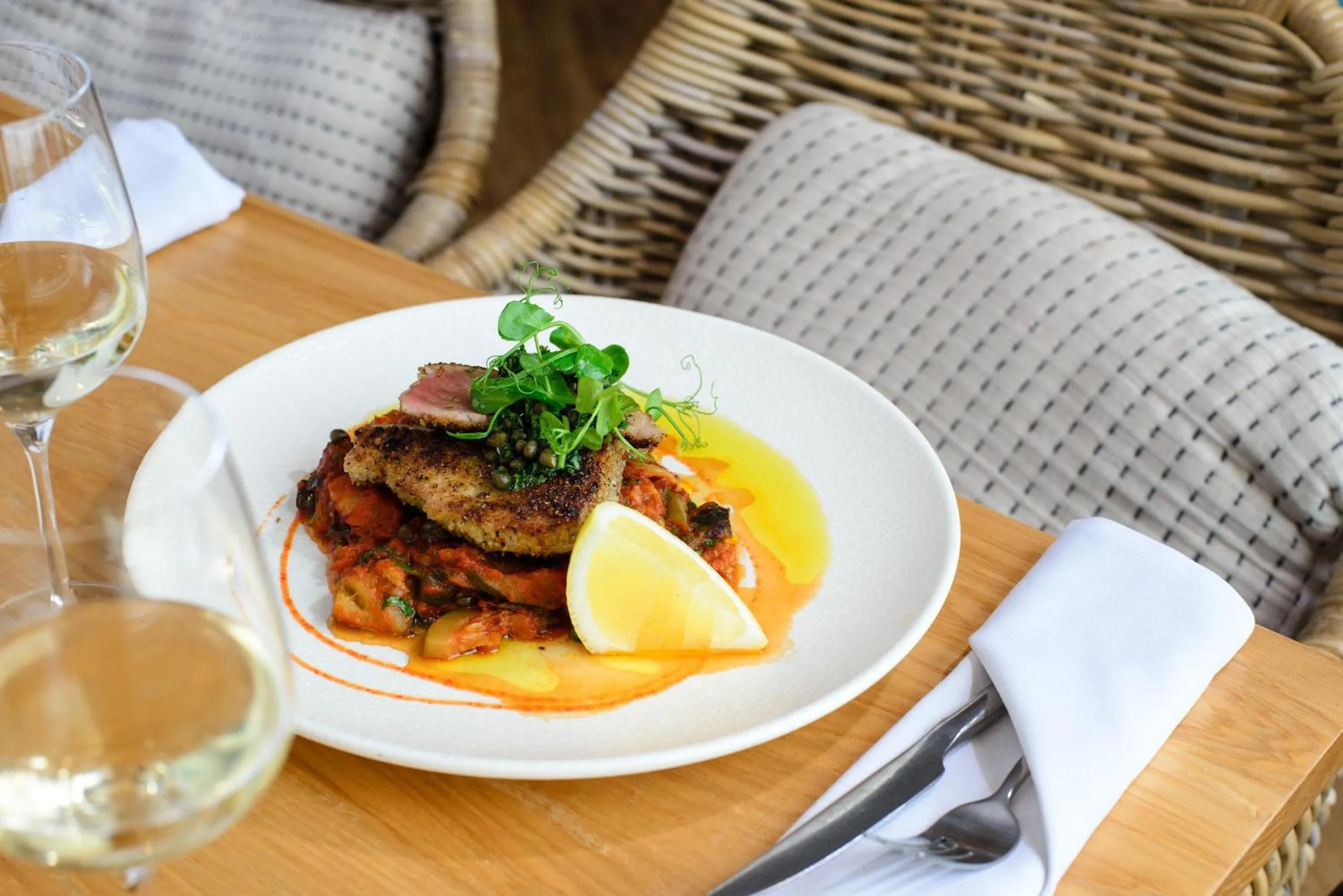 Food and drinks in Esplanade Hotel