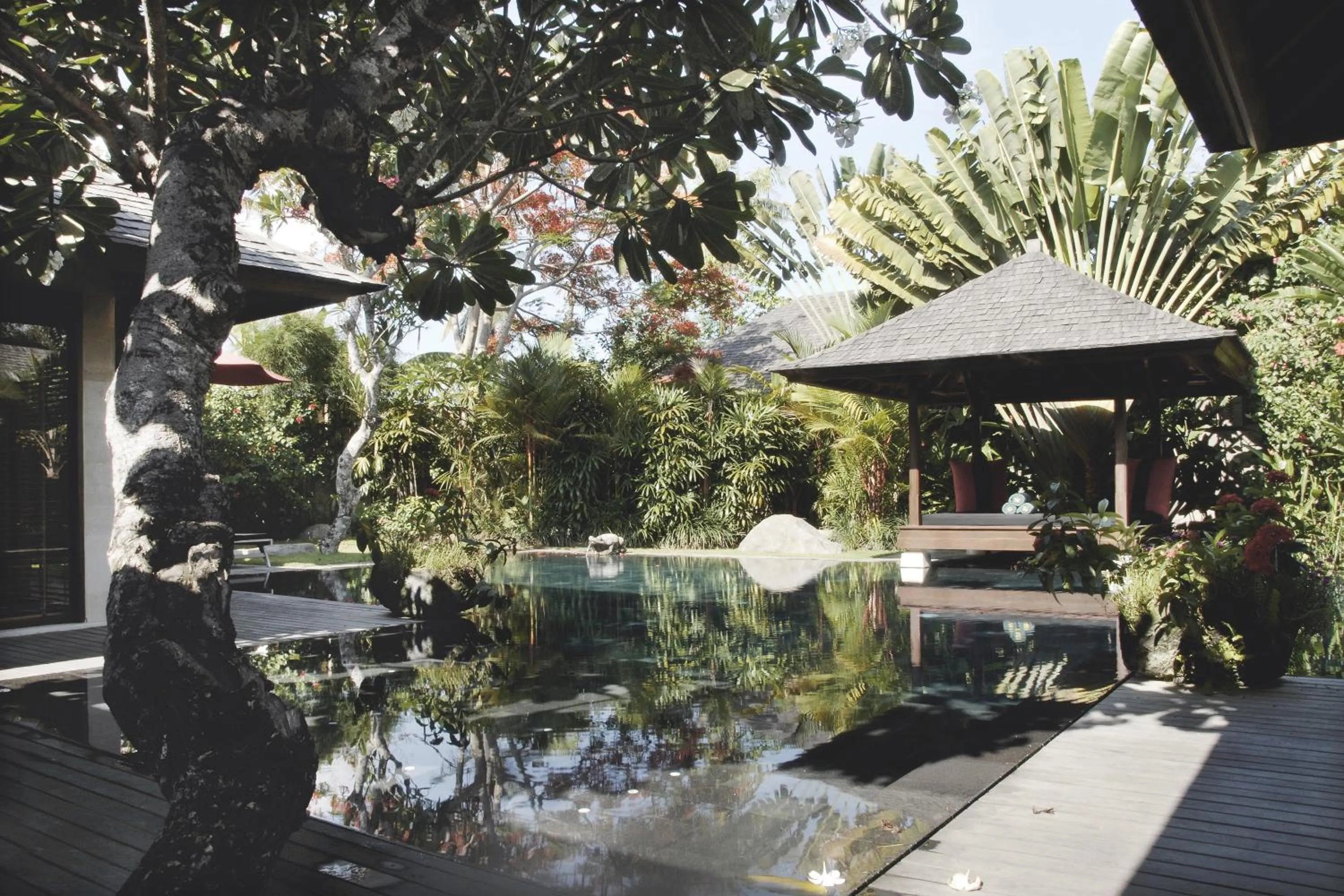 Swimming pool in JEstate villas & guest houses - Jimbaran