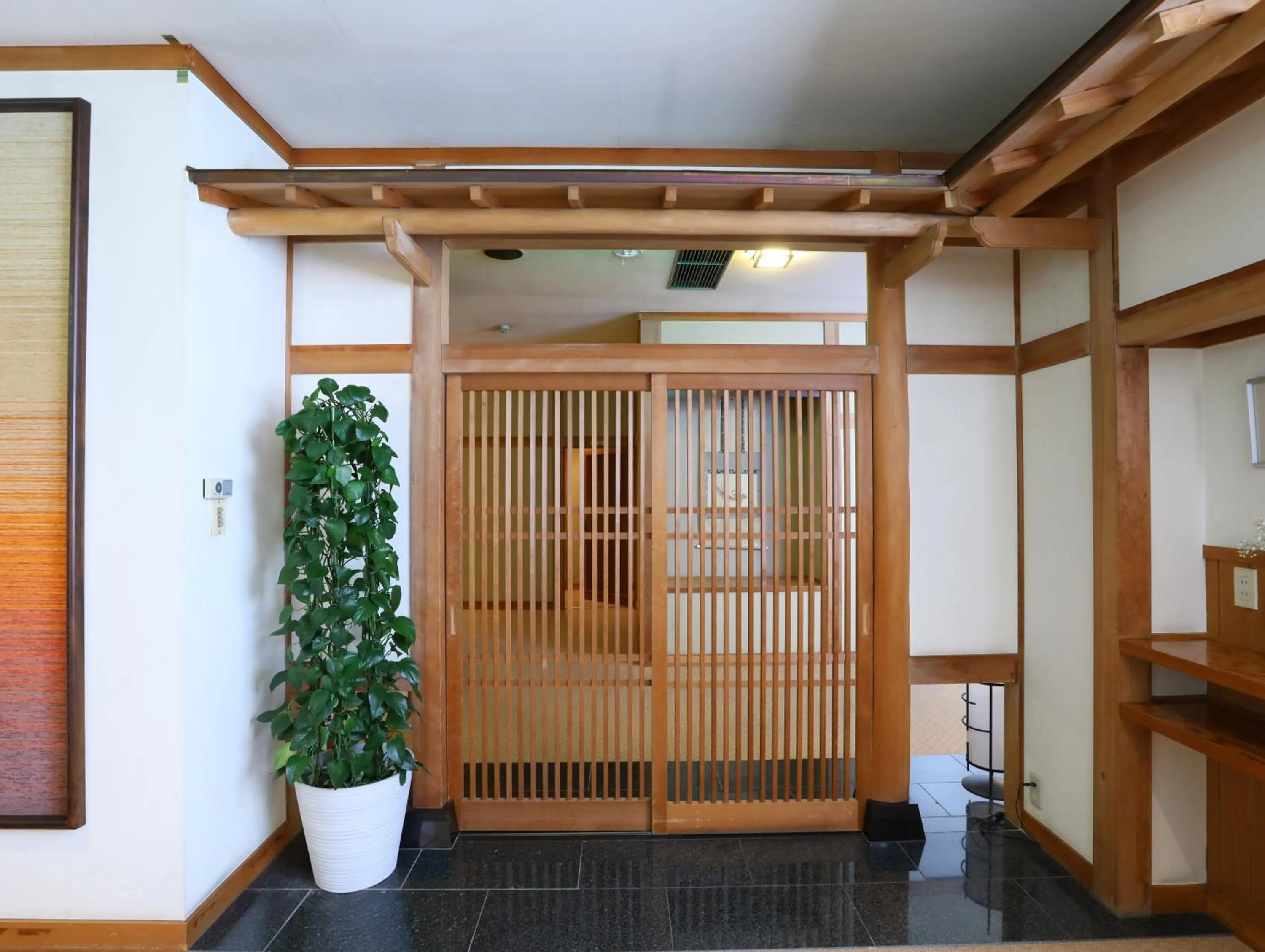 Area and facilities in Asahikan