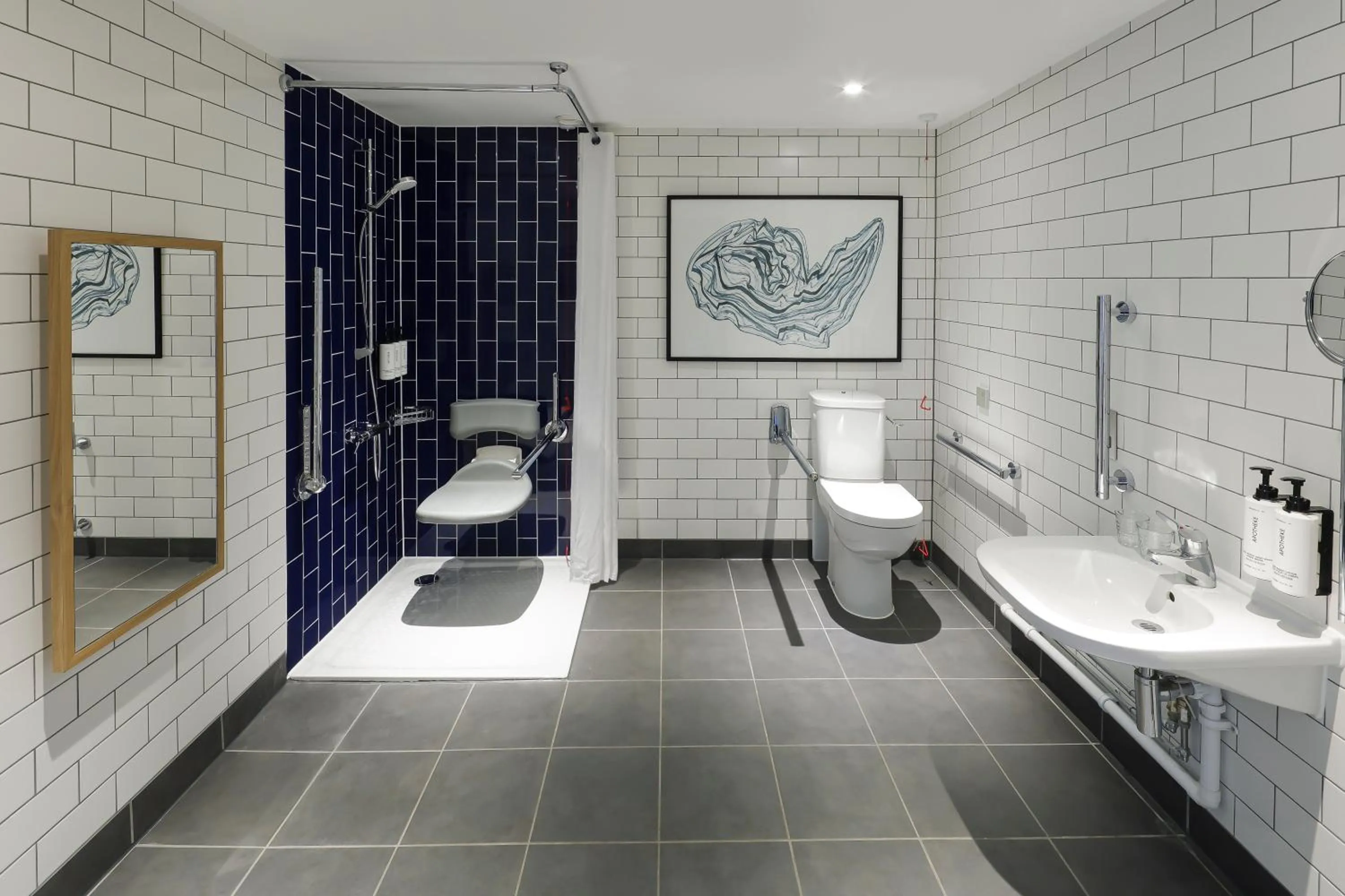 acessibility in voco Southampton by IHG