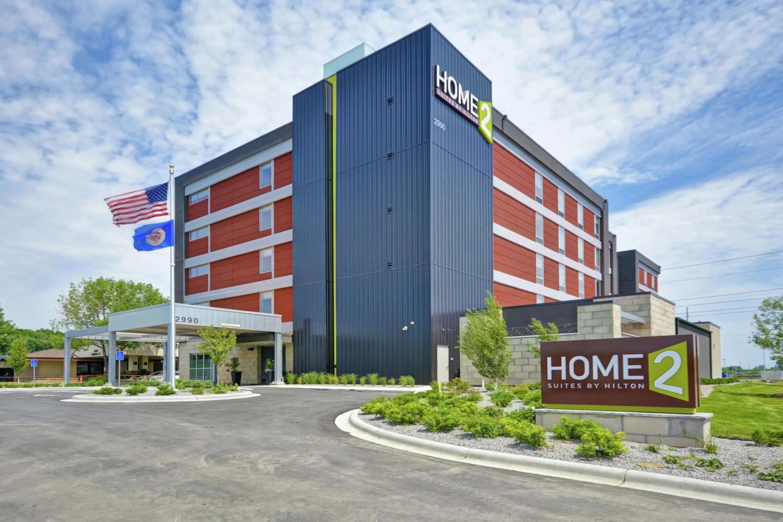 Property building in Home2 Suites By Hilton Plymouth Minneapolis