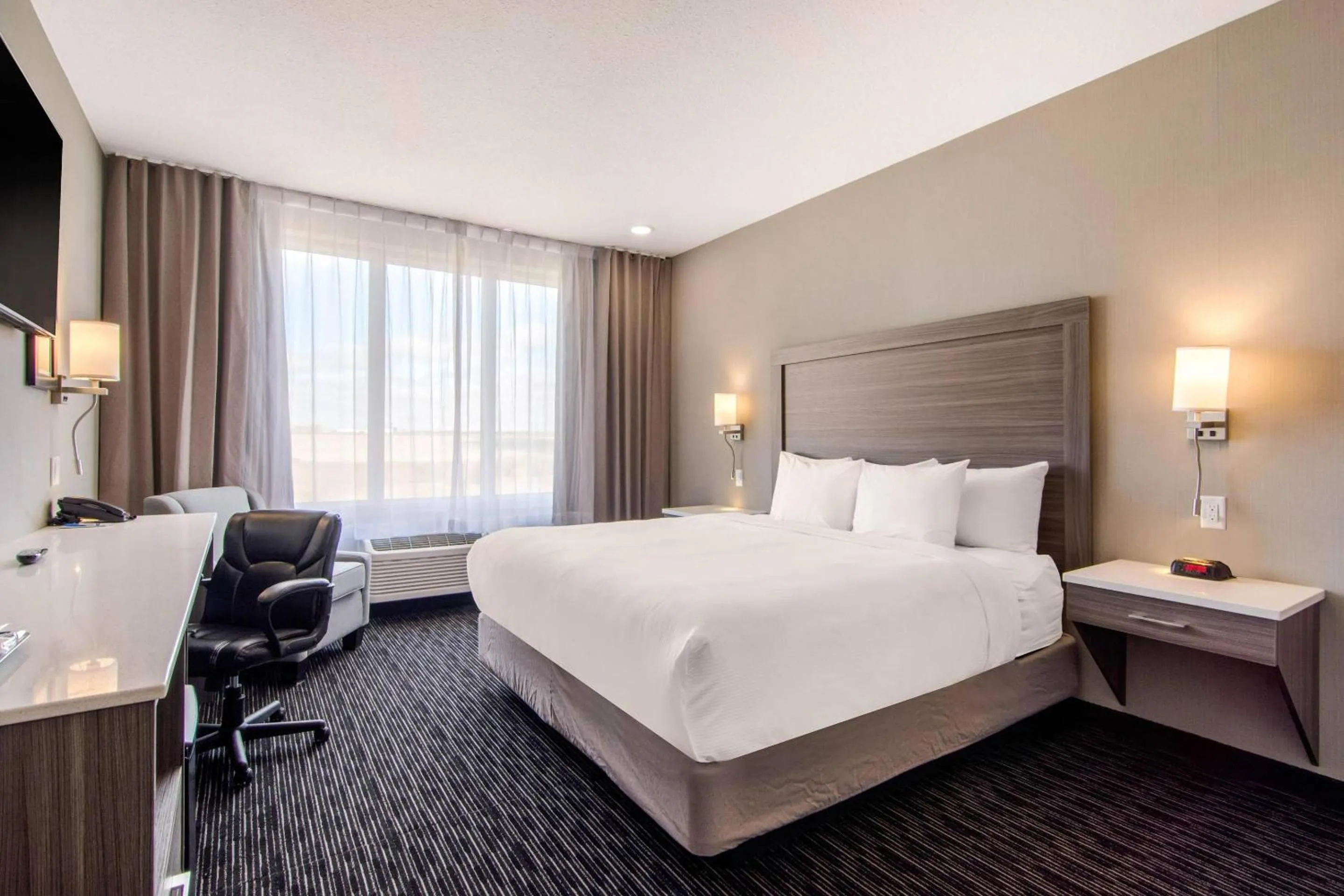 Bedroom in Comfort Inn & Suites