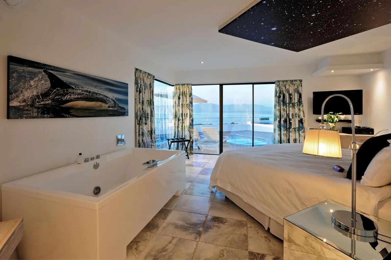 Bed in Sea Star Cliff