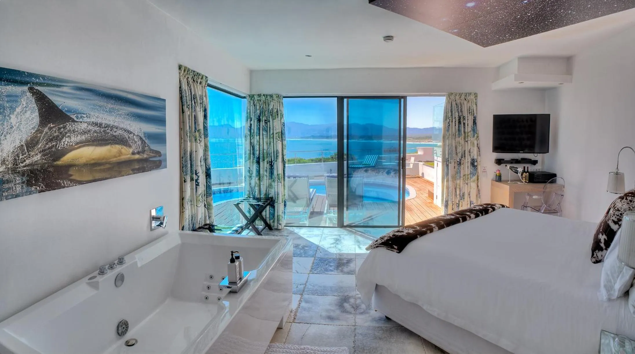 Bed in Sea Star Cliff