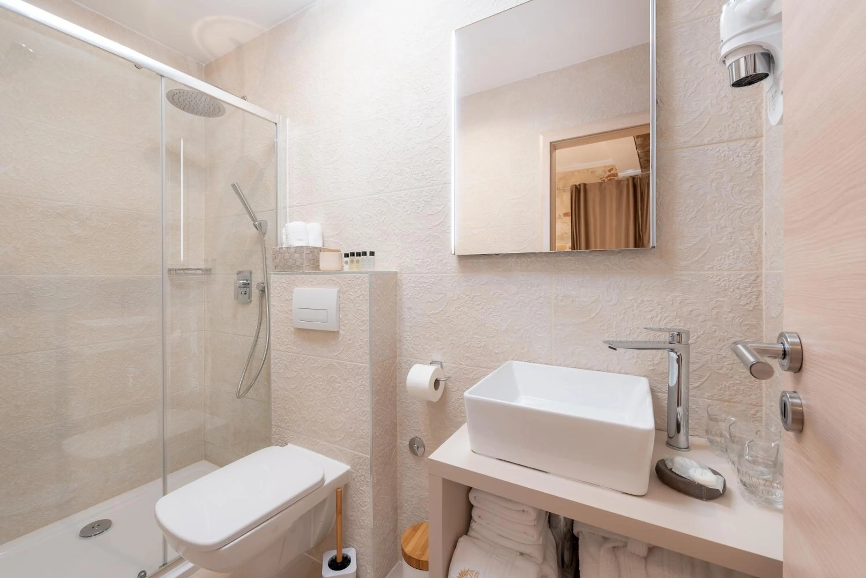 Toilet in Hotel Agava Split