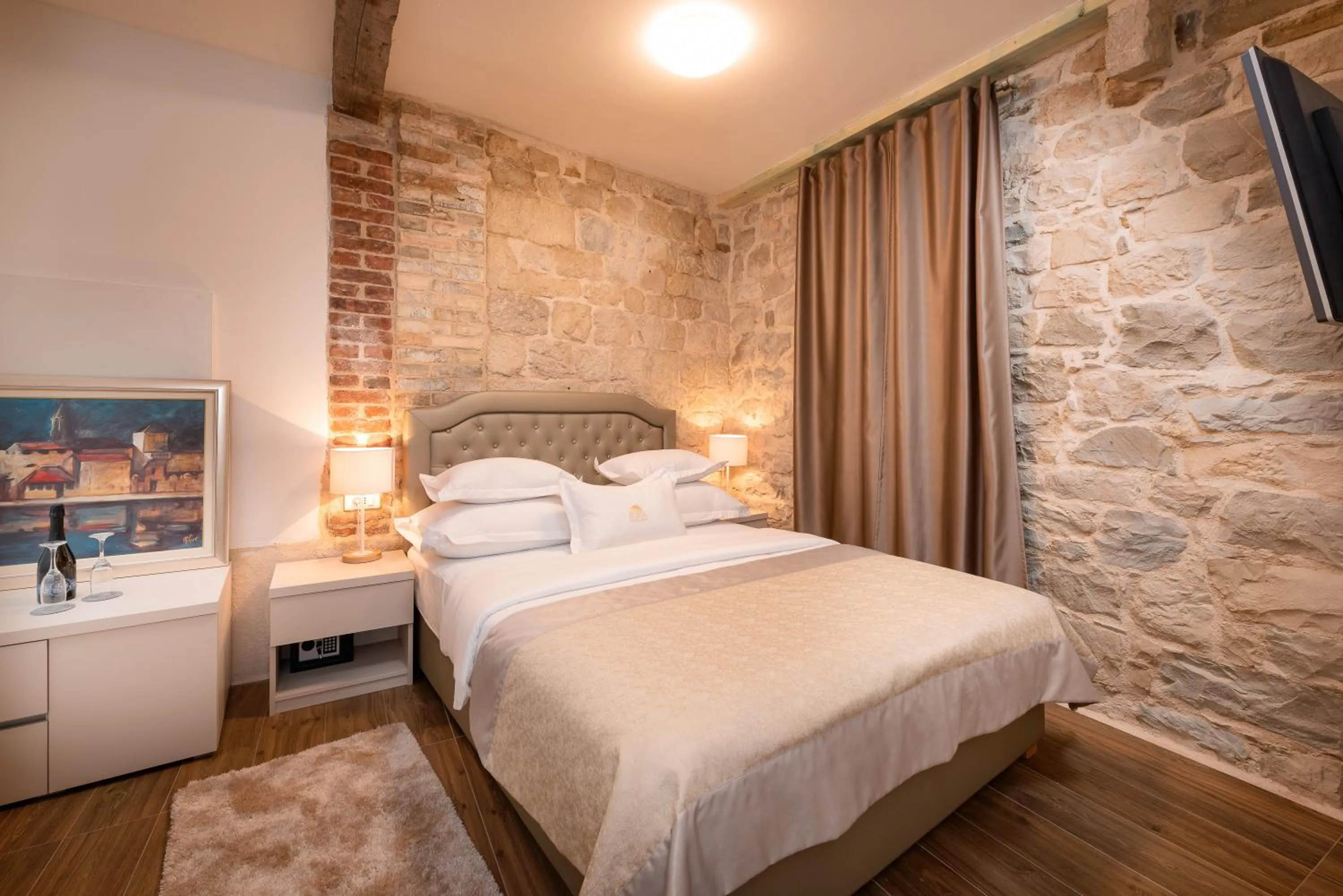 Bed in Hotel Agava Split