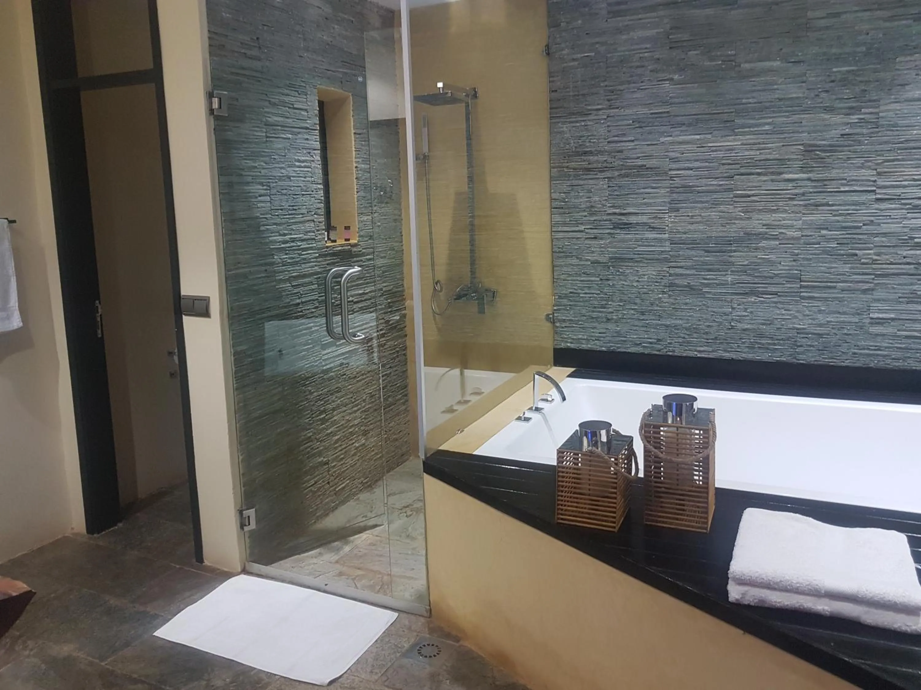 The Rhino Resort Hotel & Spa