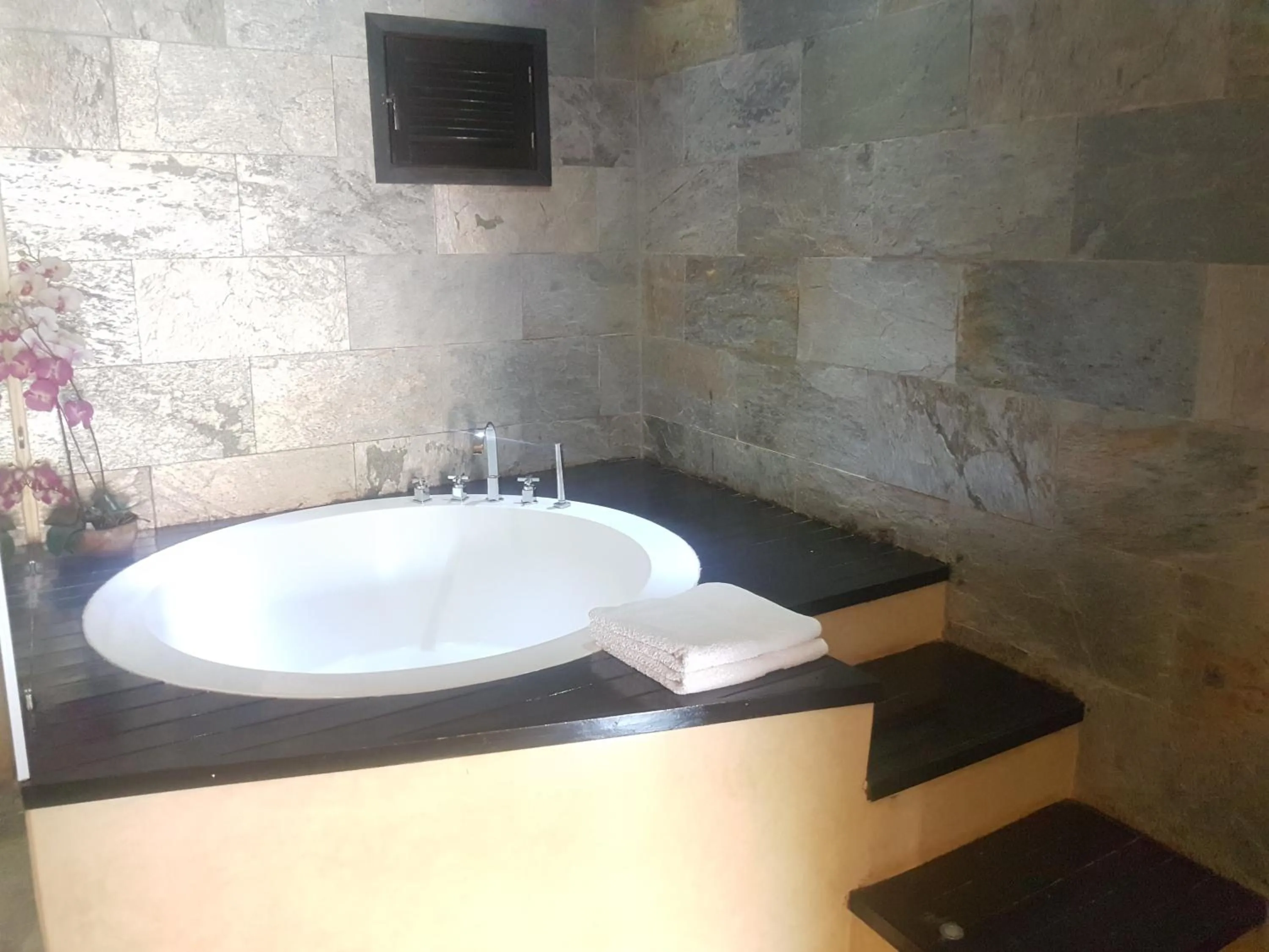 The Rhino Resort Hotel & Spa