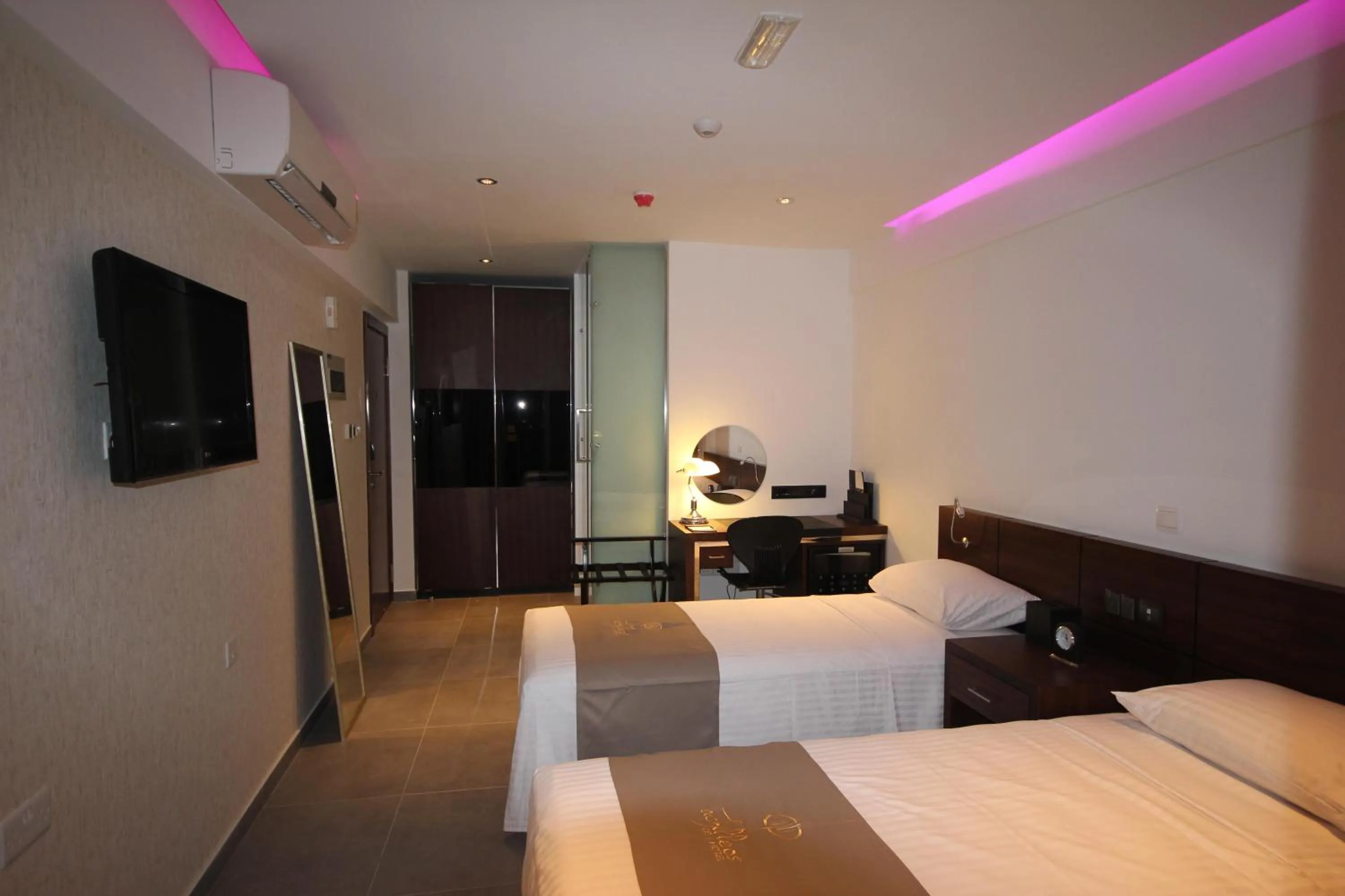 Photo of the whole room, Bed in Achilleos City Hotel