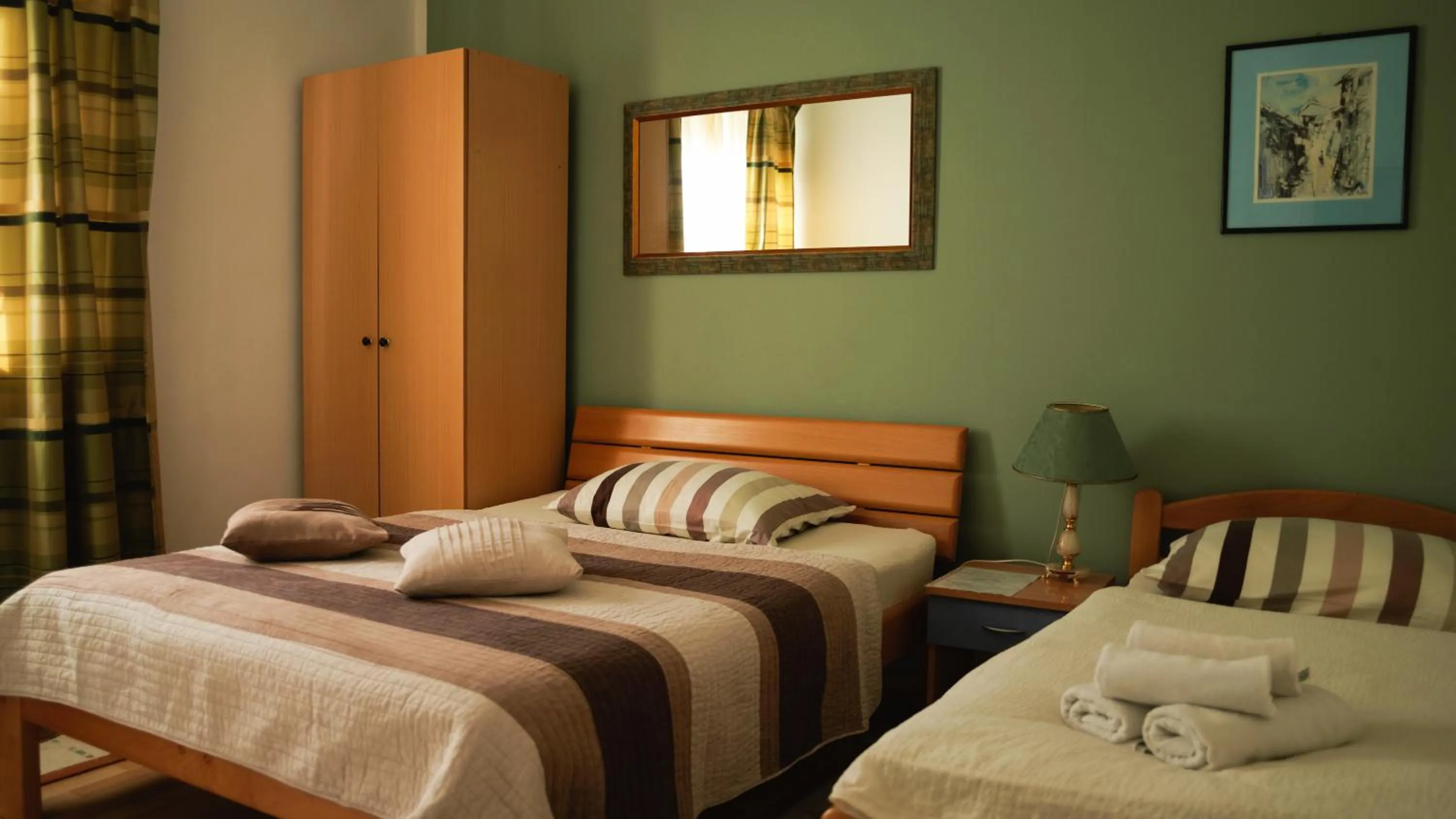 Bedroom, Bed in Pansion Rose