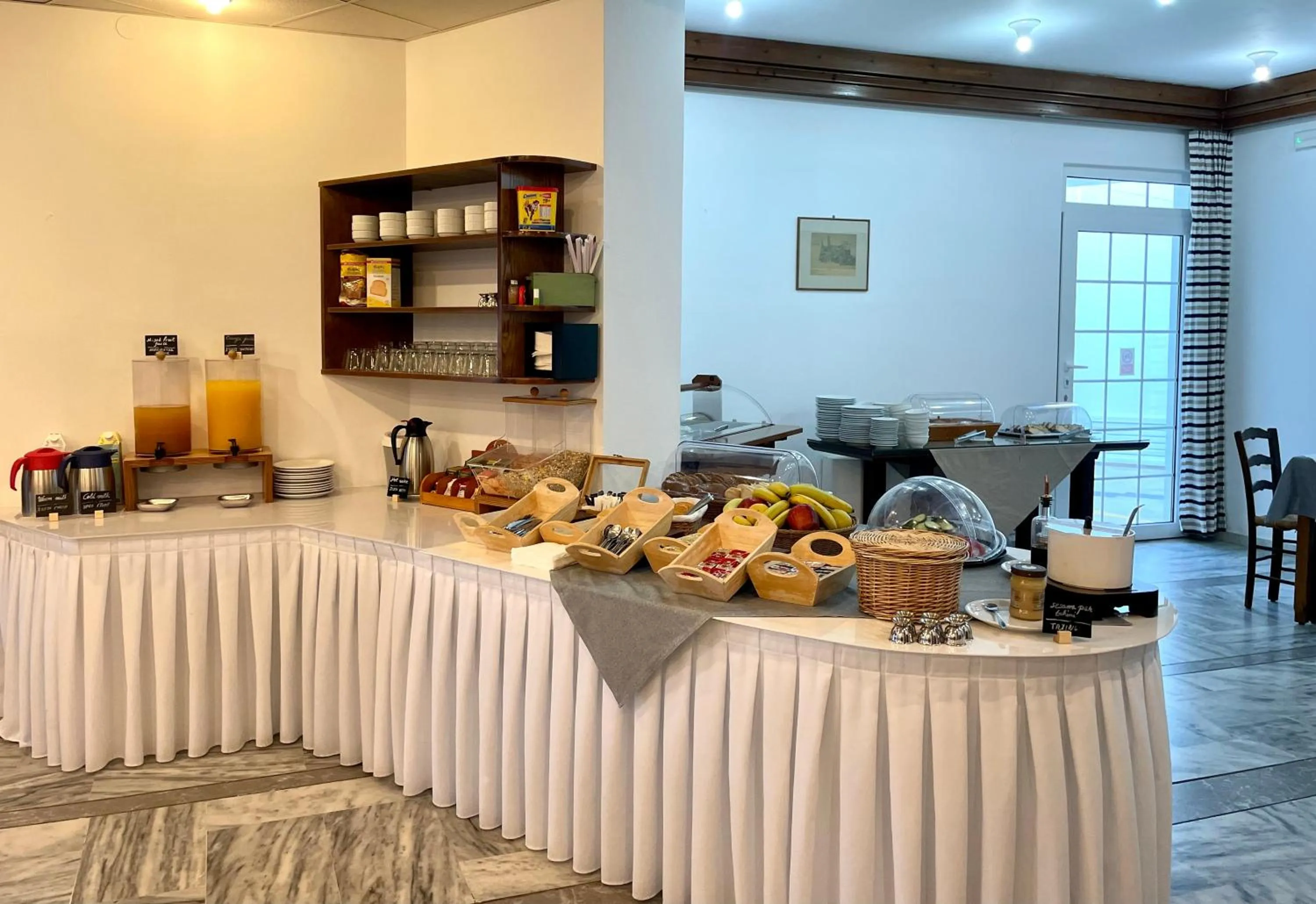 Coffee/tea facilities in Pal Beach