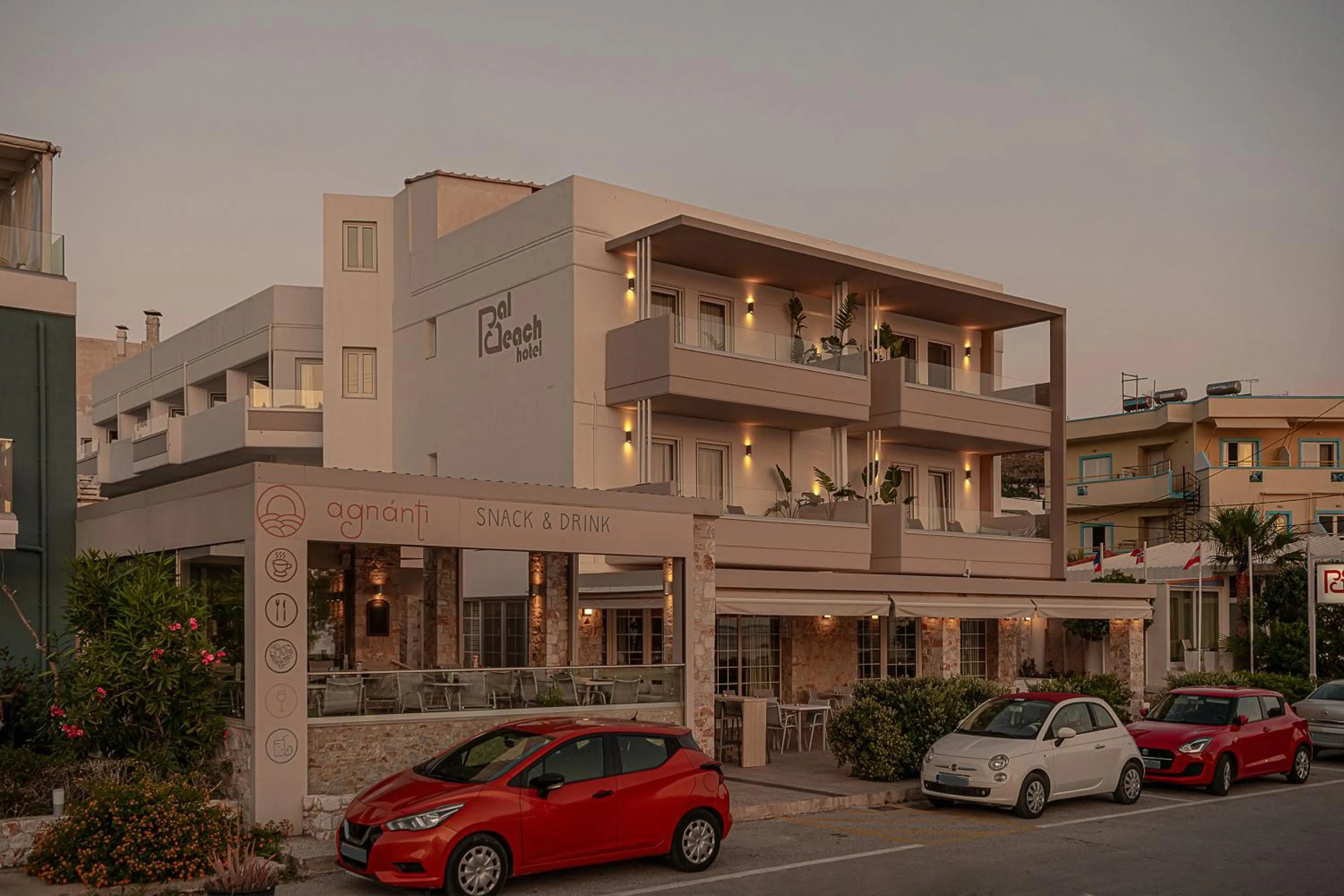 Property building in Pal Beach