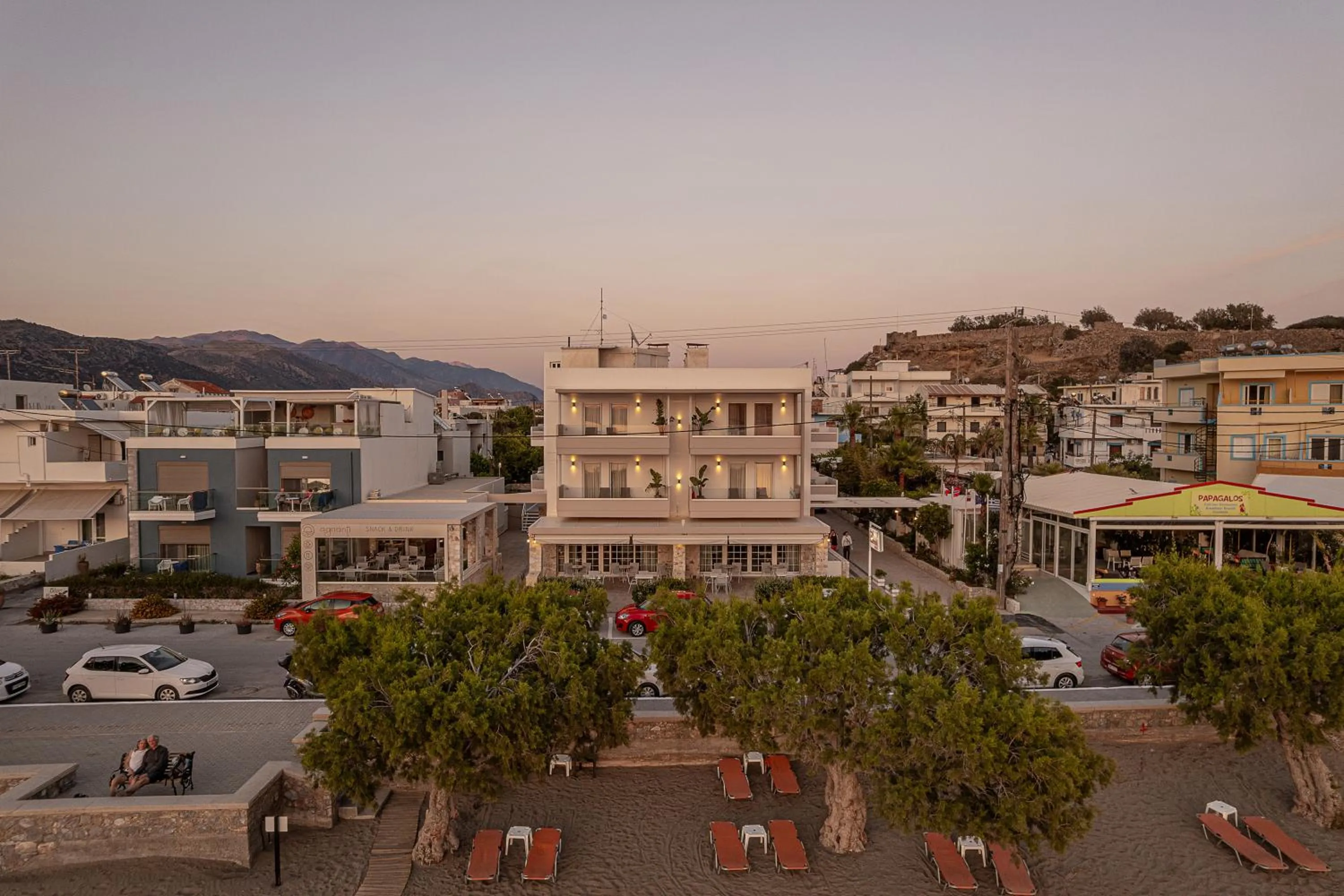 Property building in Pal Beach