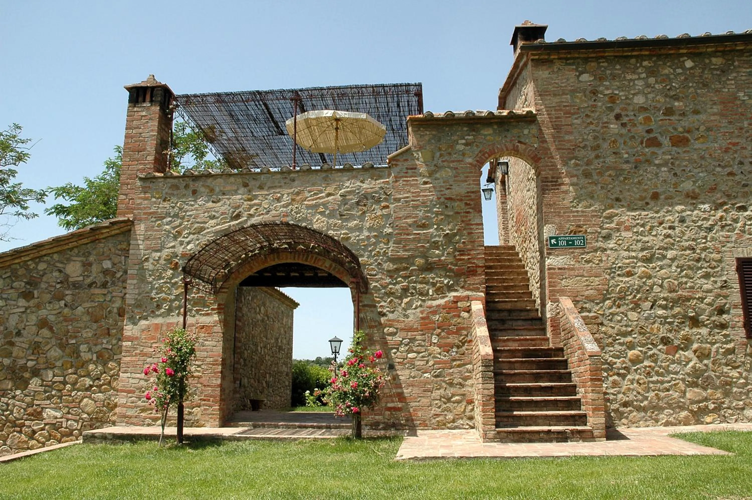 Property building in Tenuta Casabianca