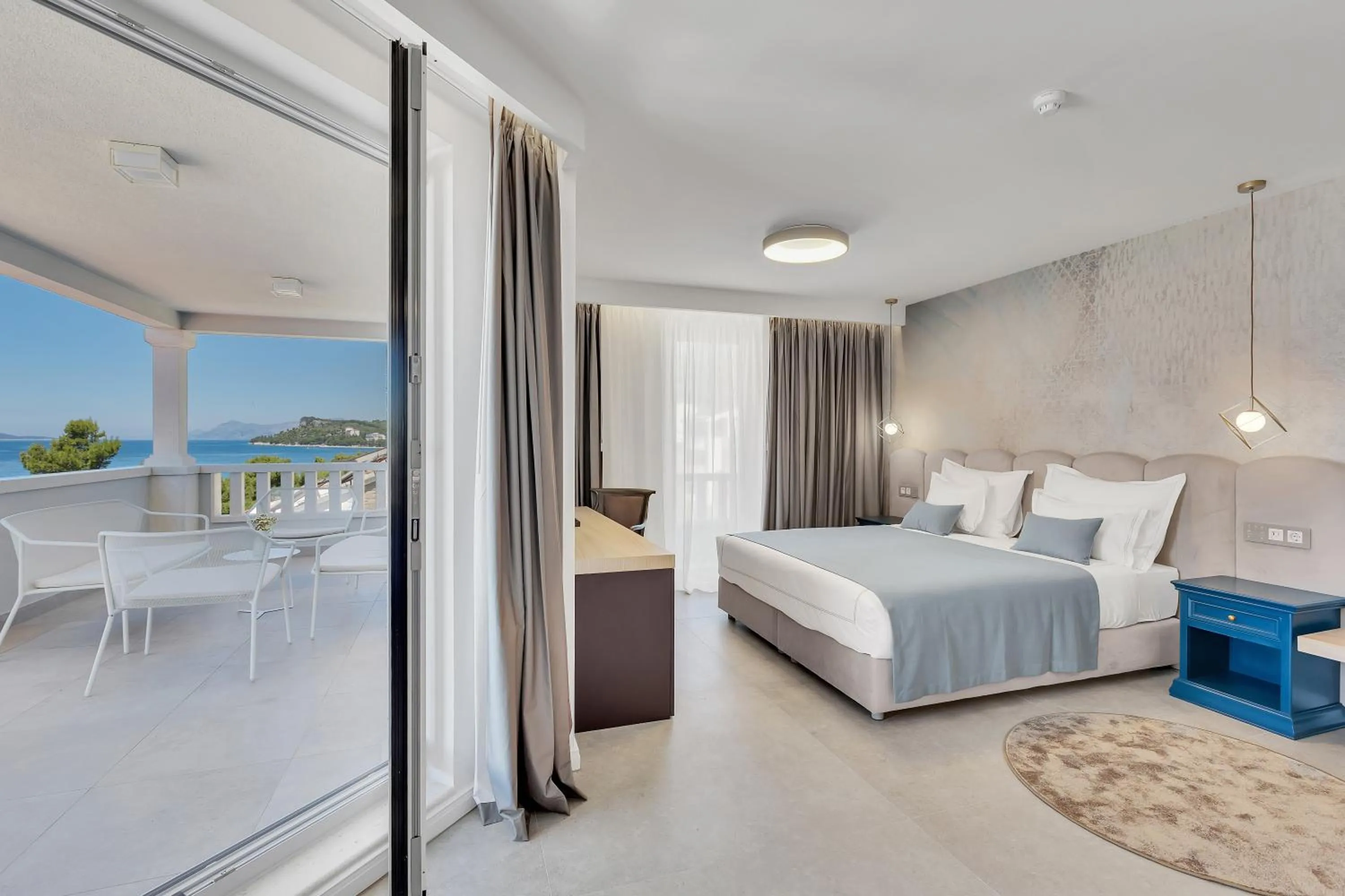 View (from property/room), Bed in Hotel Laurentum