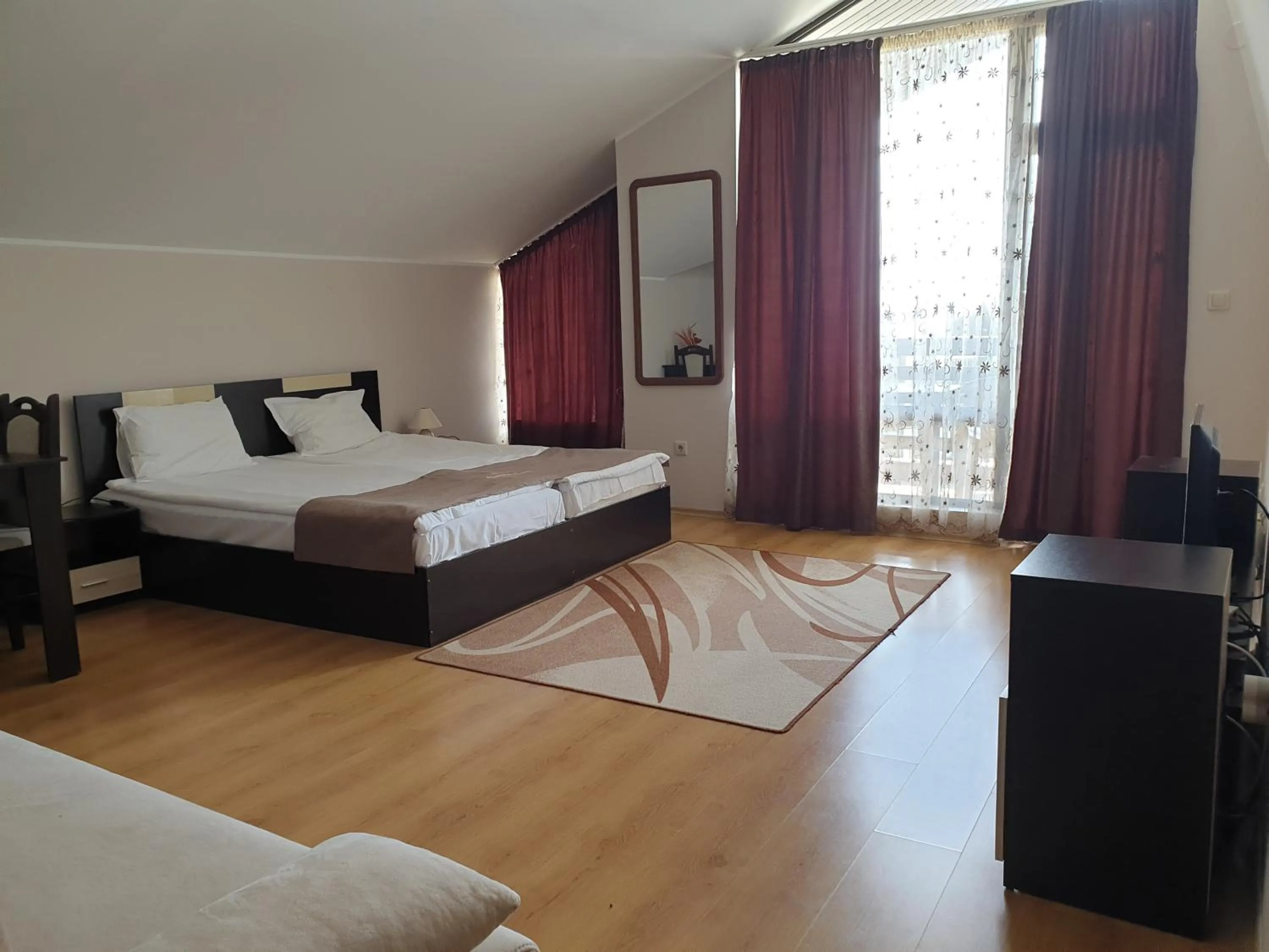 Bed in Aspen Golf and Ski Resort