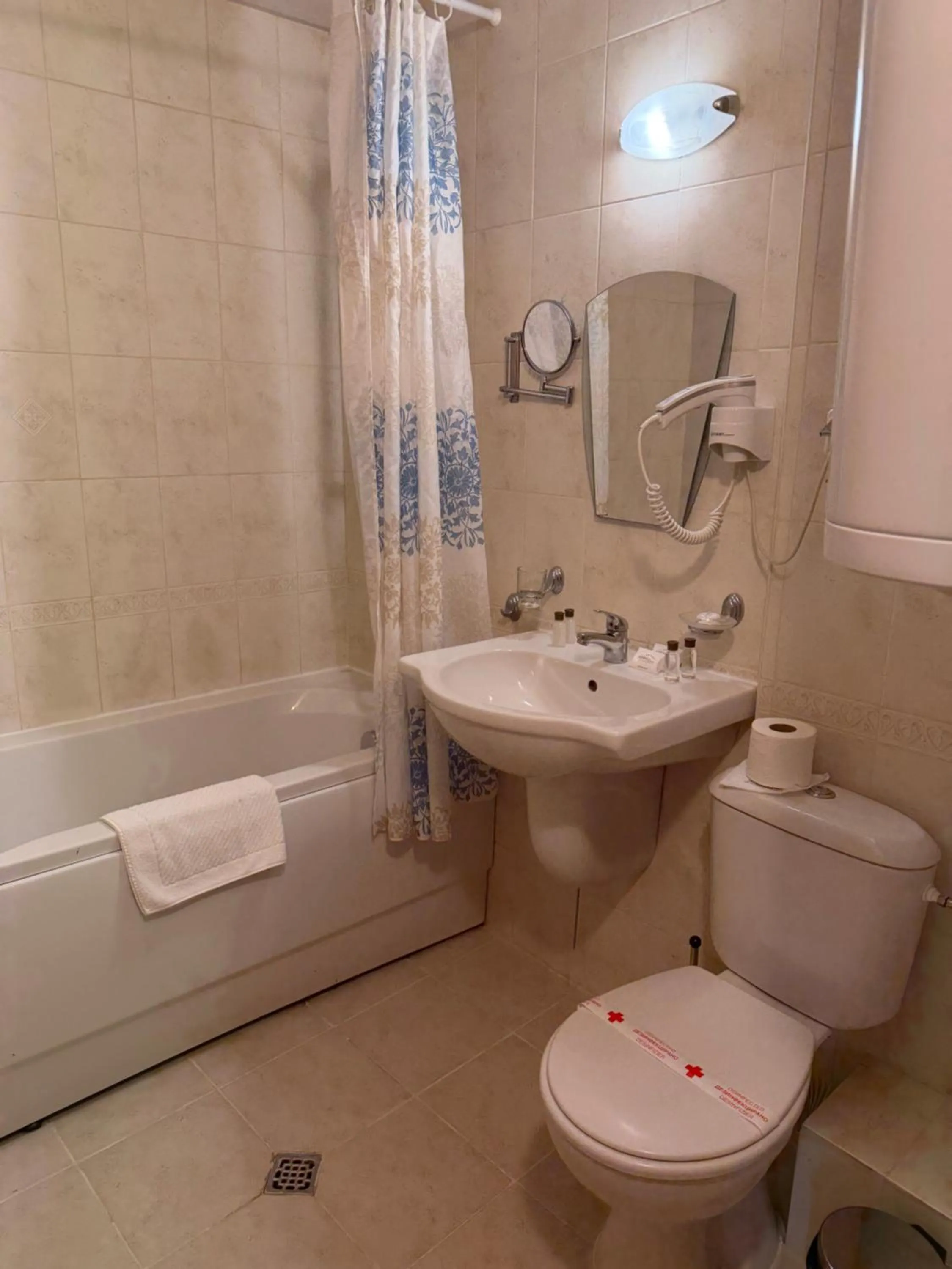 Aspen Golf and Ski Resort