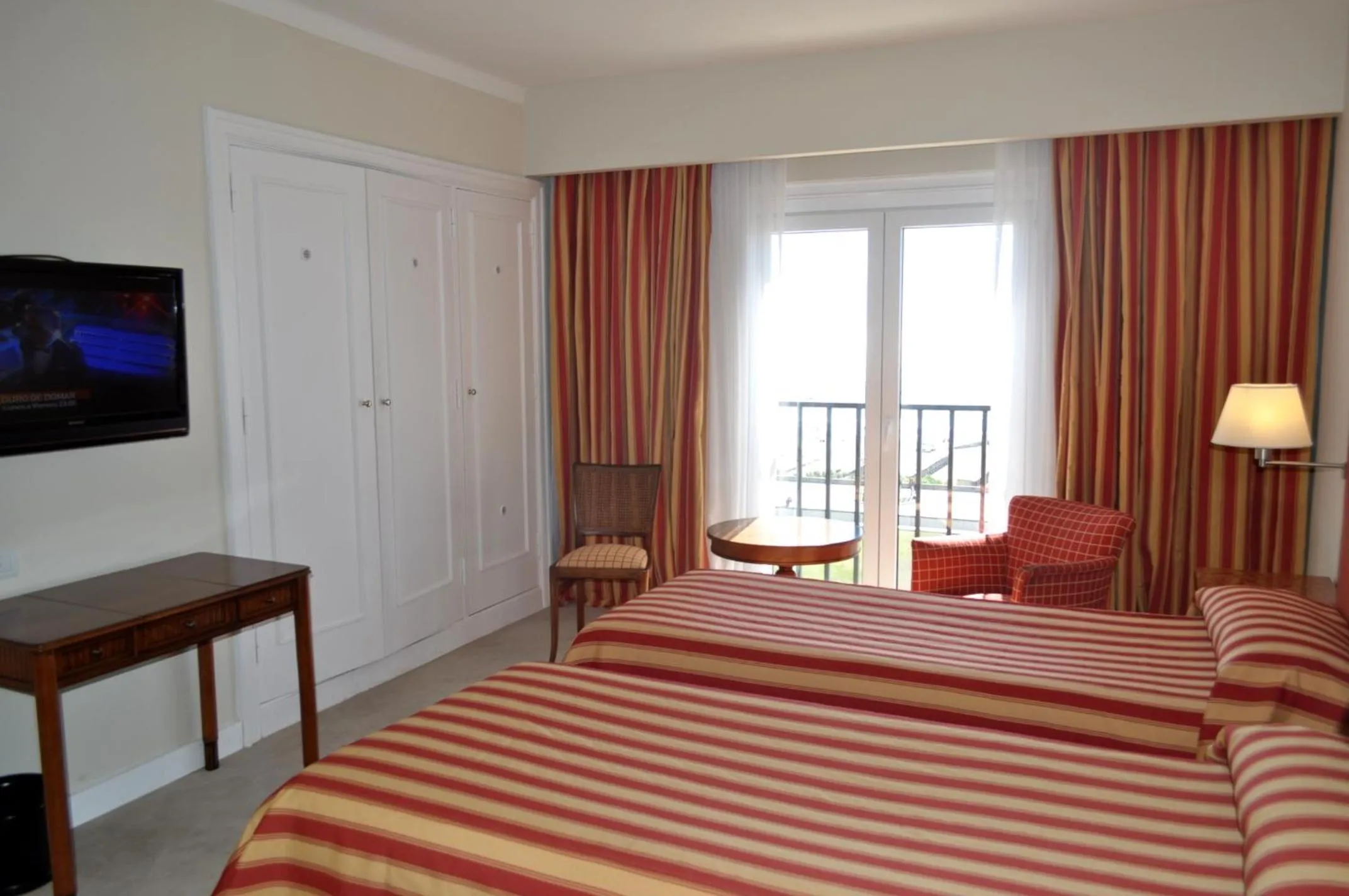 Bed in Hermitage Hotel