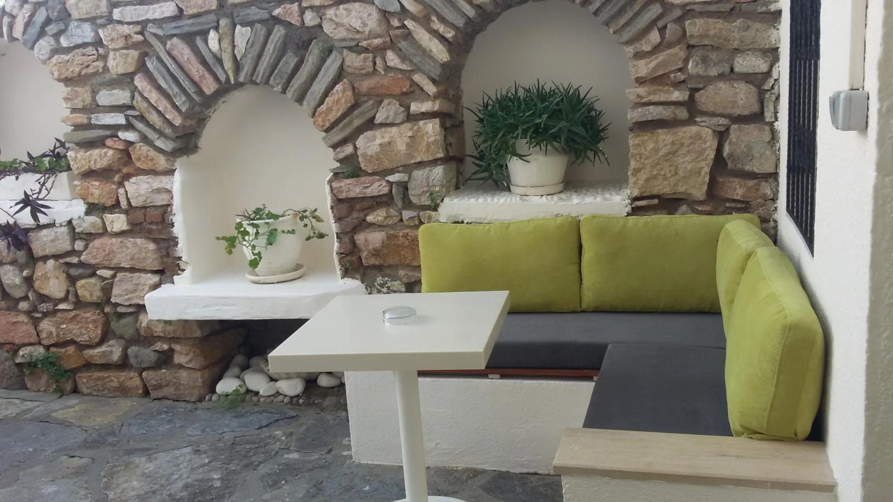 Garden in Albatros Hotel