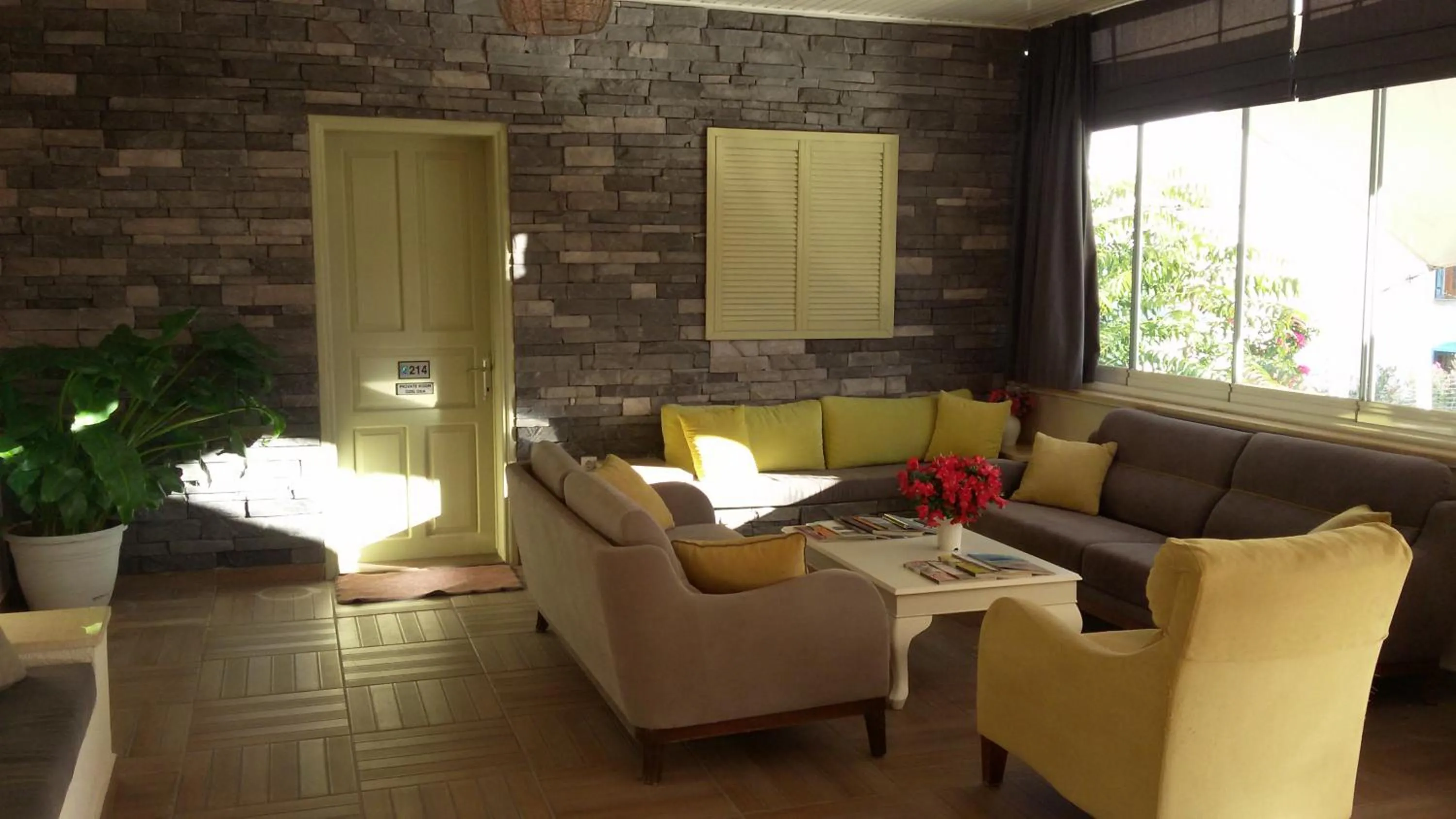 Patio in Albatros Hotel