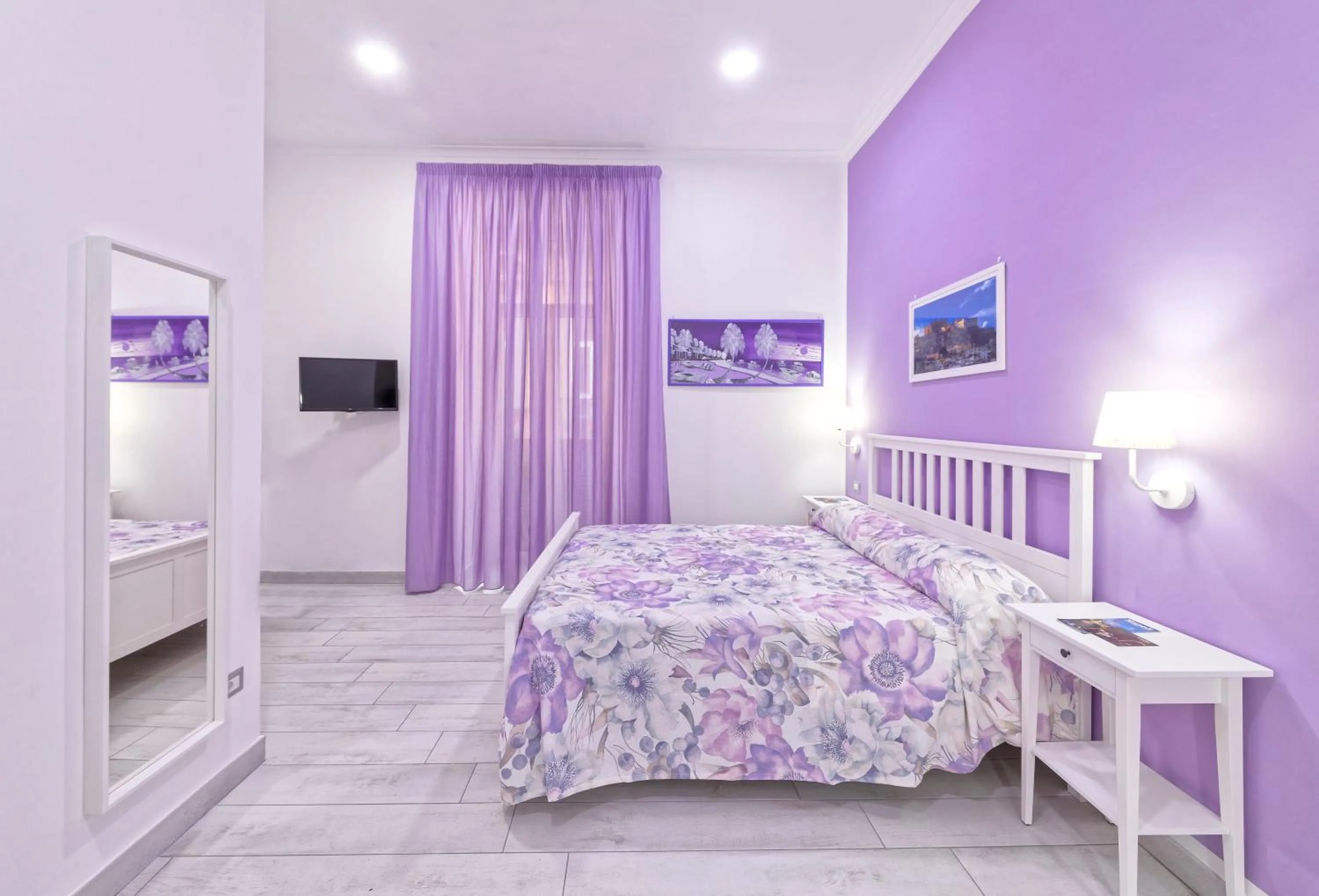 Bed in B&B Rest a Napoli