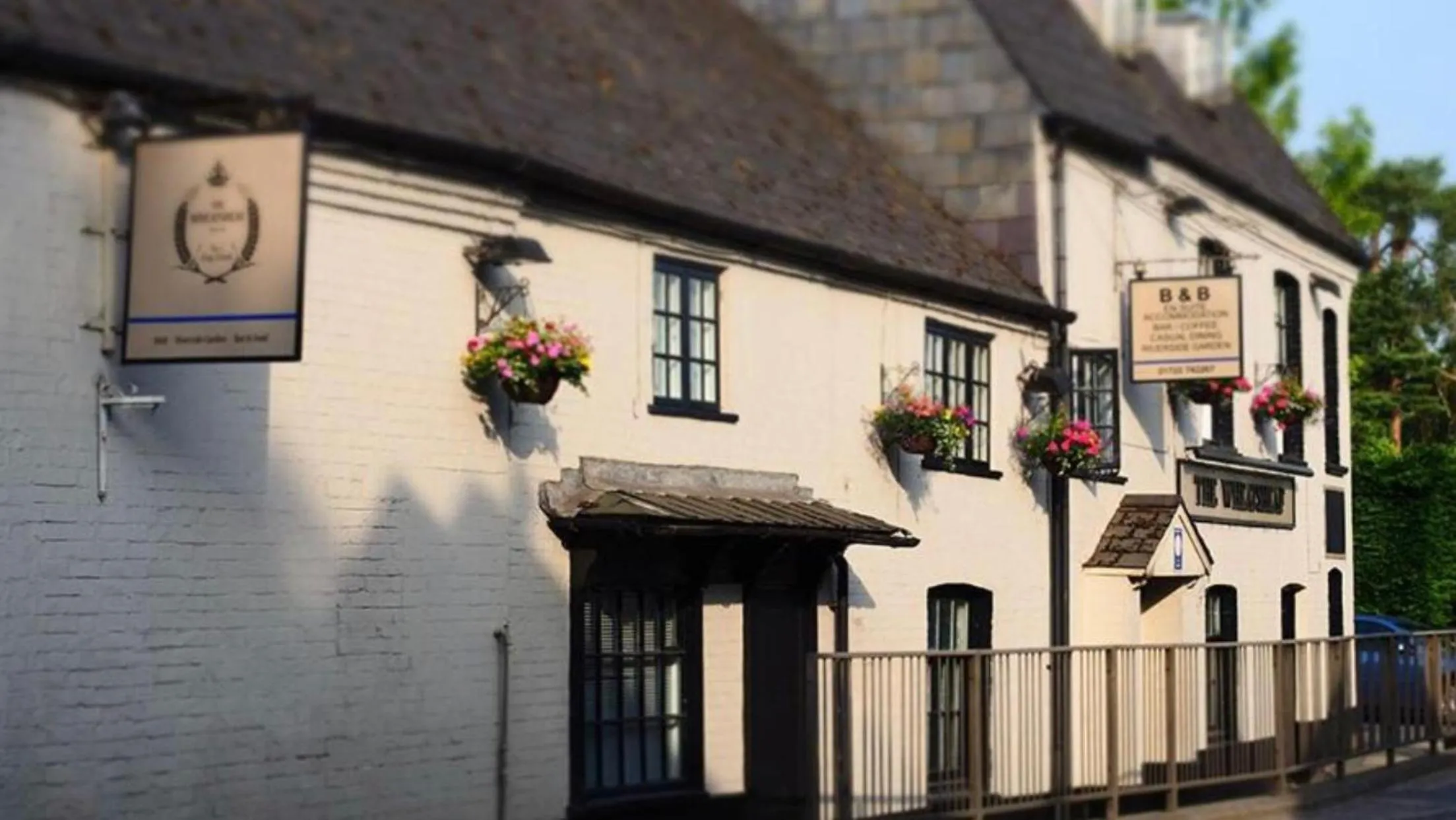 Property building in The Wheatsheaf