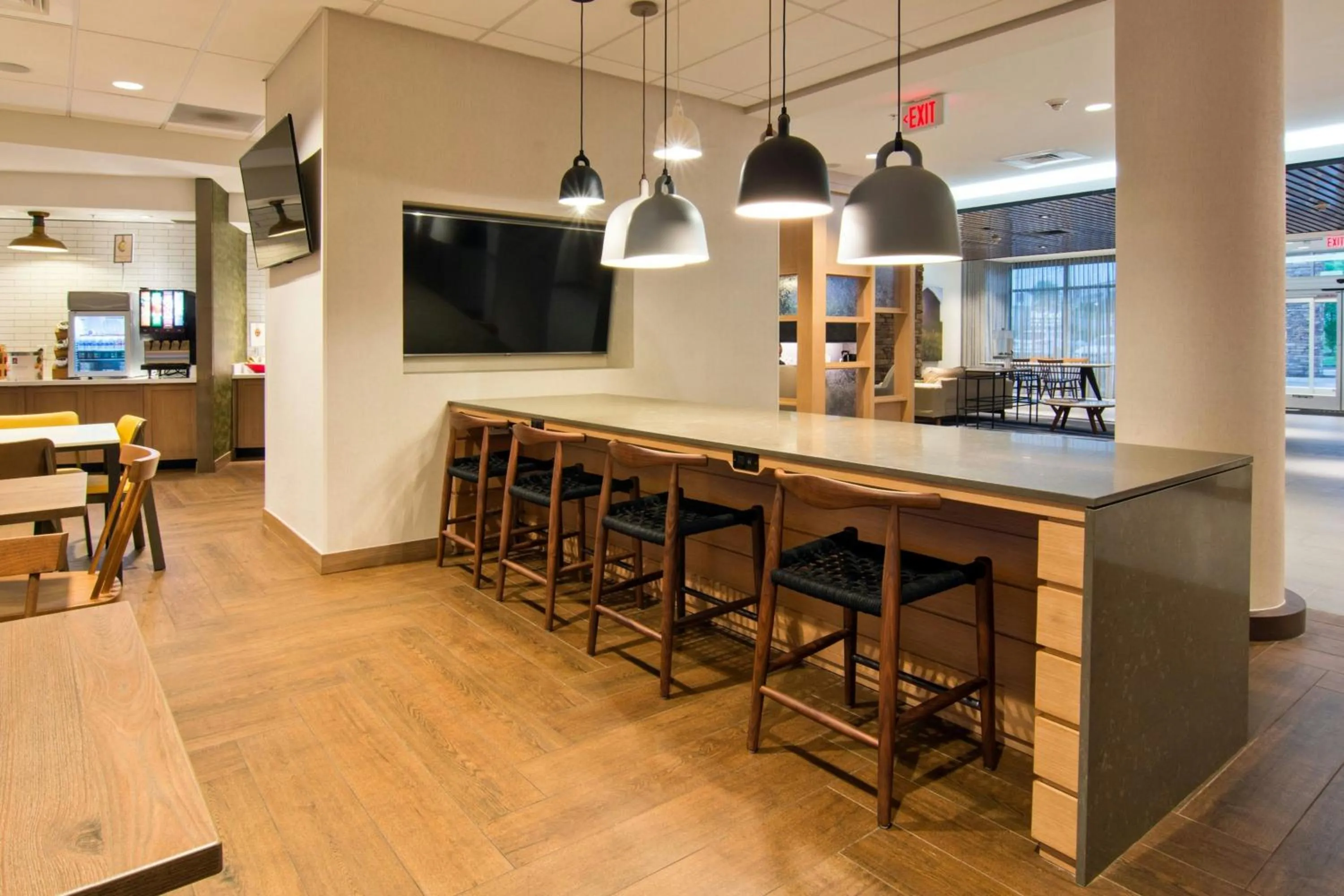 Breakfast in Fairfield Inn & Suites by Marriott Nashville Airport