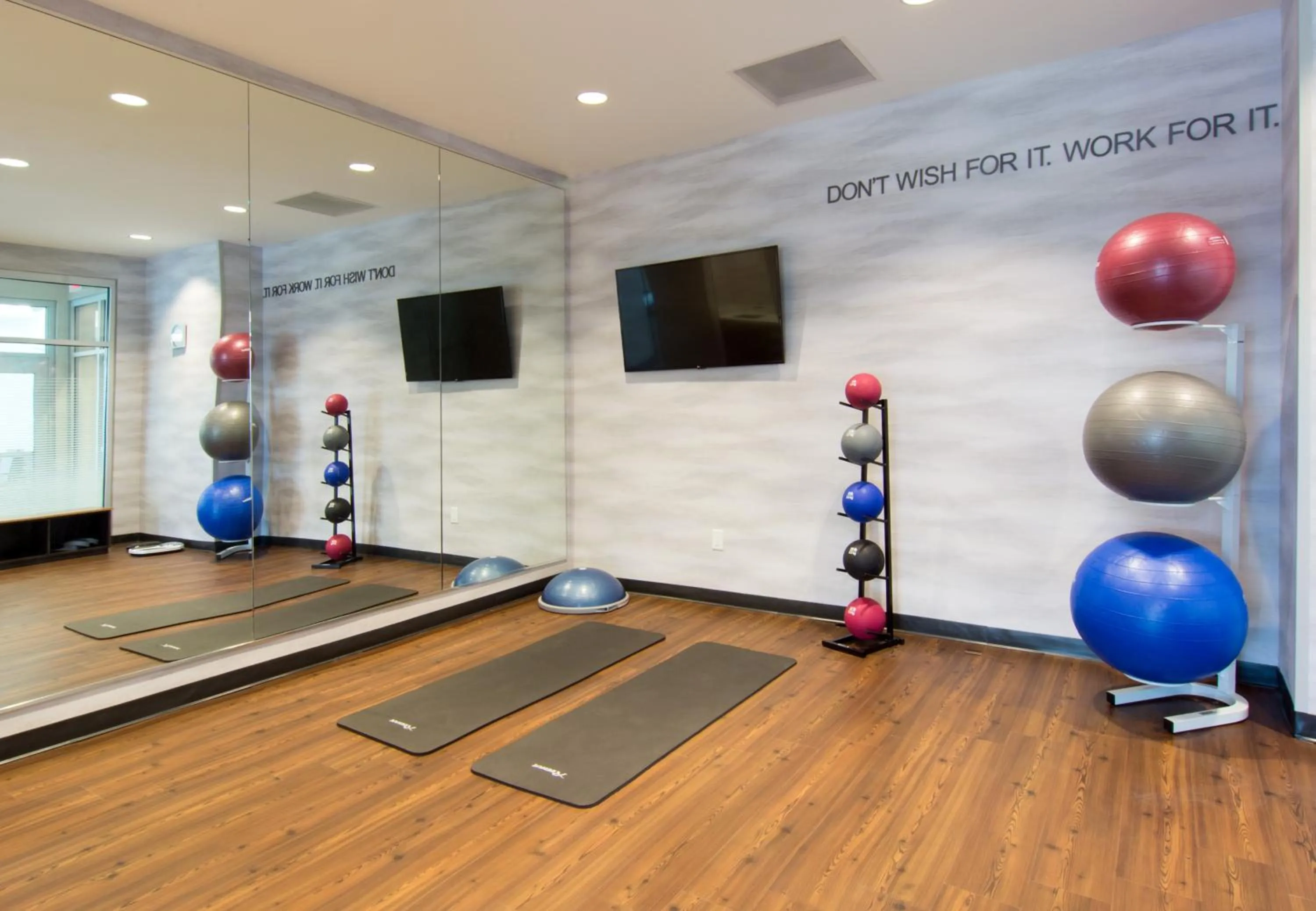 Fairfield Inn & Suites by Marriott Nashville Airport