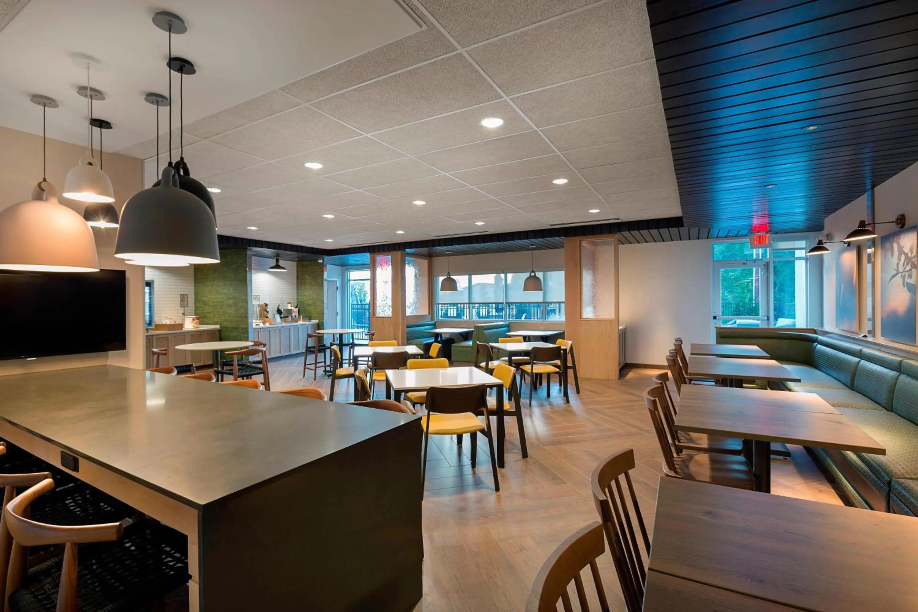 Restaurant/places to eat in Fairfield Inn & Suites by Marriott Shelby