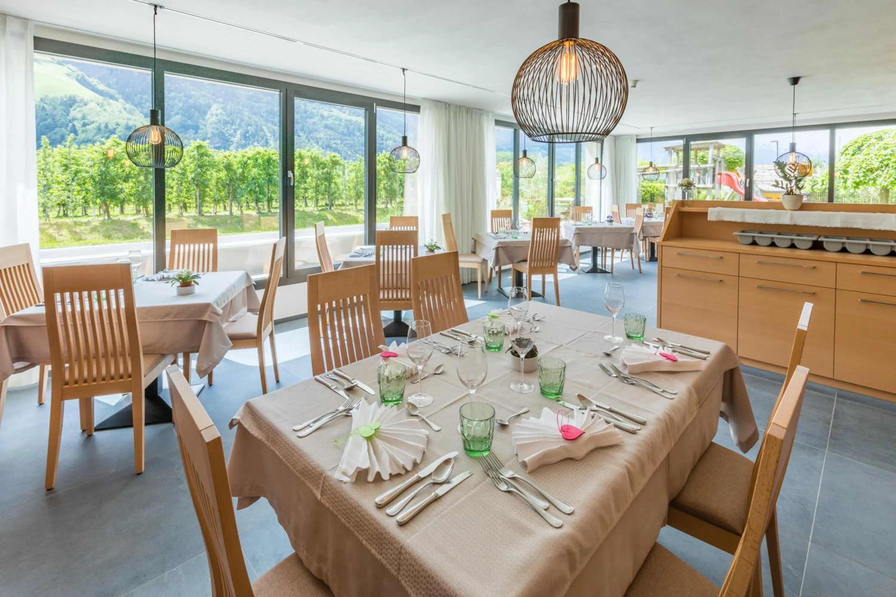 Restaurant/places to eat in Hotel Untermelz