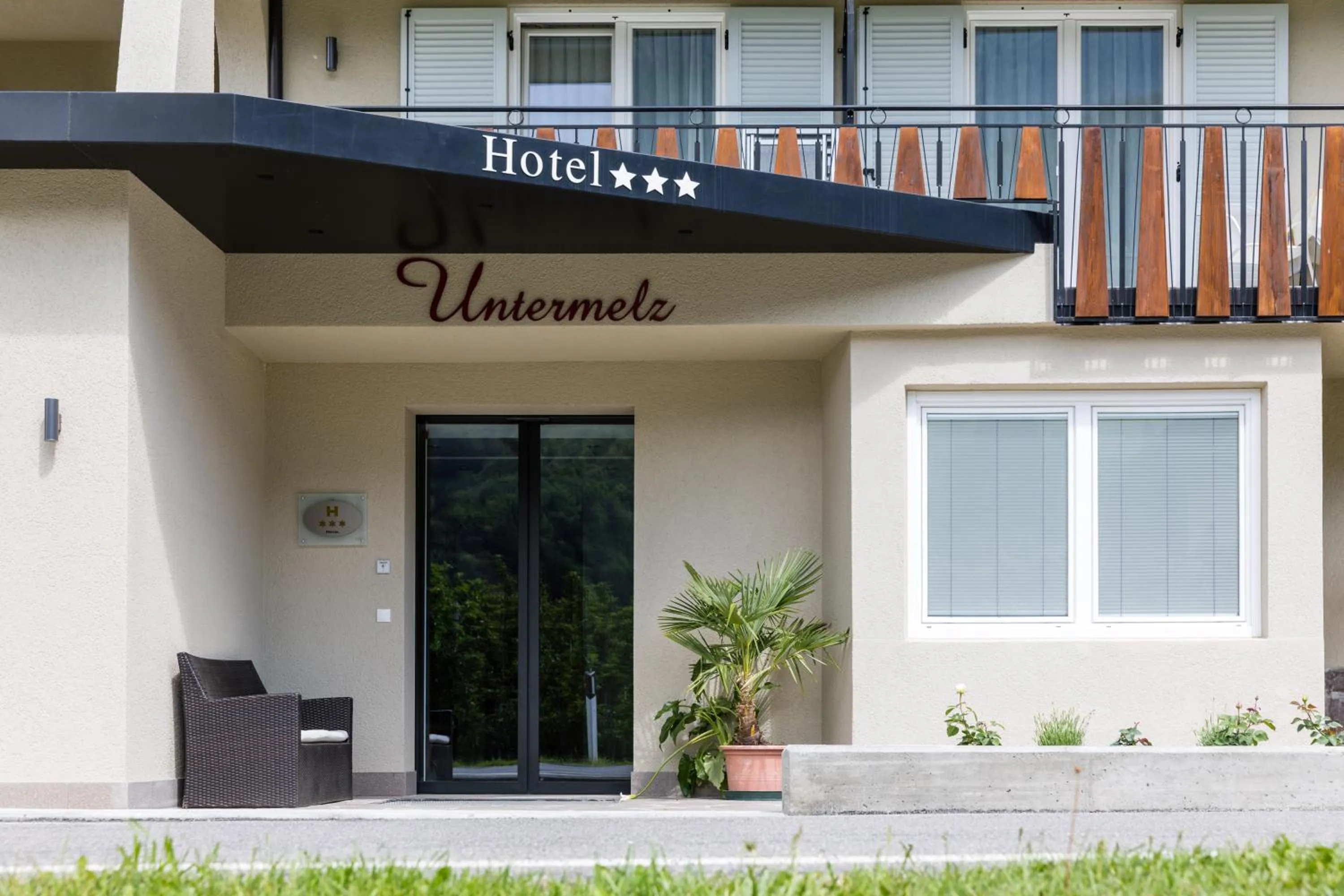 Facade/entrance in Hotel Untermelz