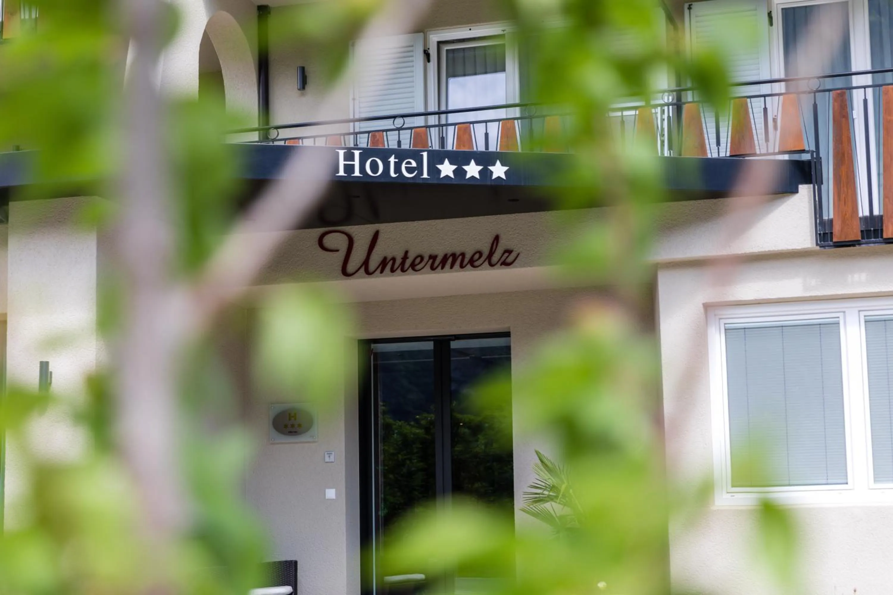 Facade/entrance in Hotel Untermelz