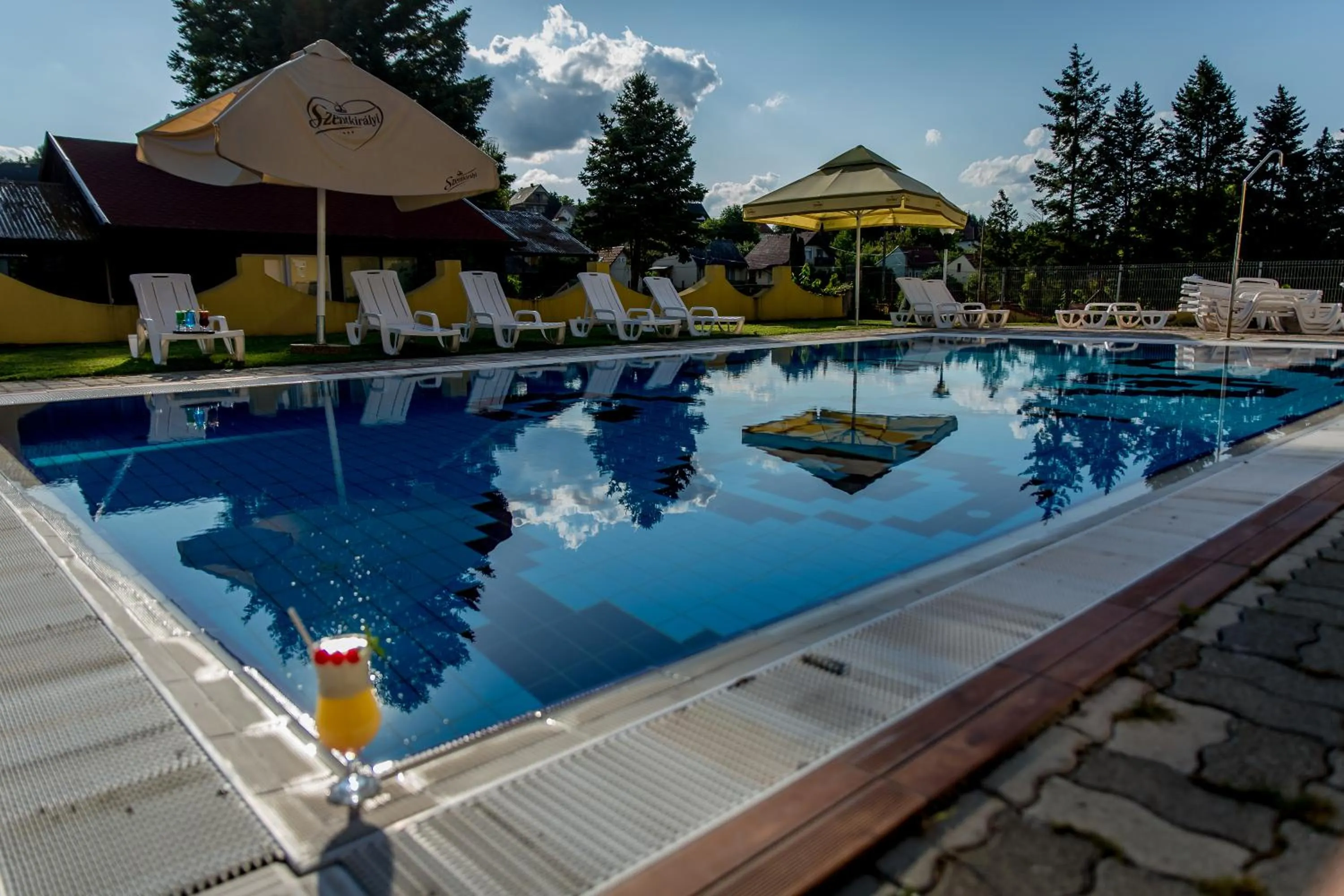 Swimming pool in Aphrodite Hotel