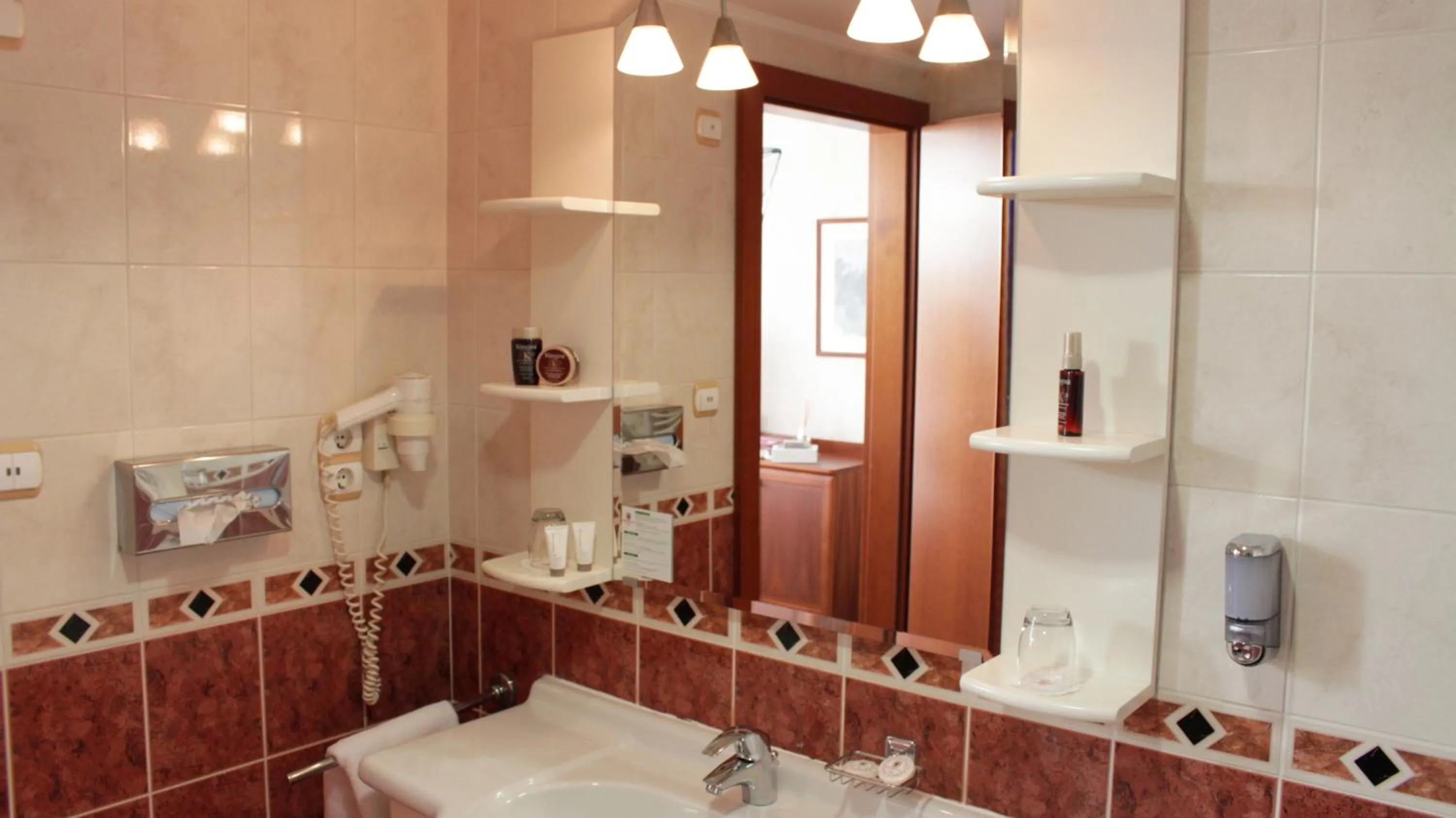 Toilet in Rosengarten Hotel & Restaurant