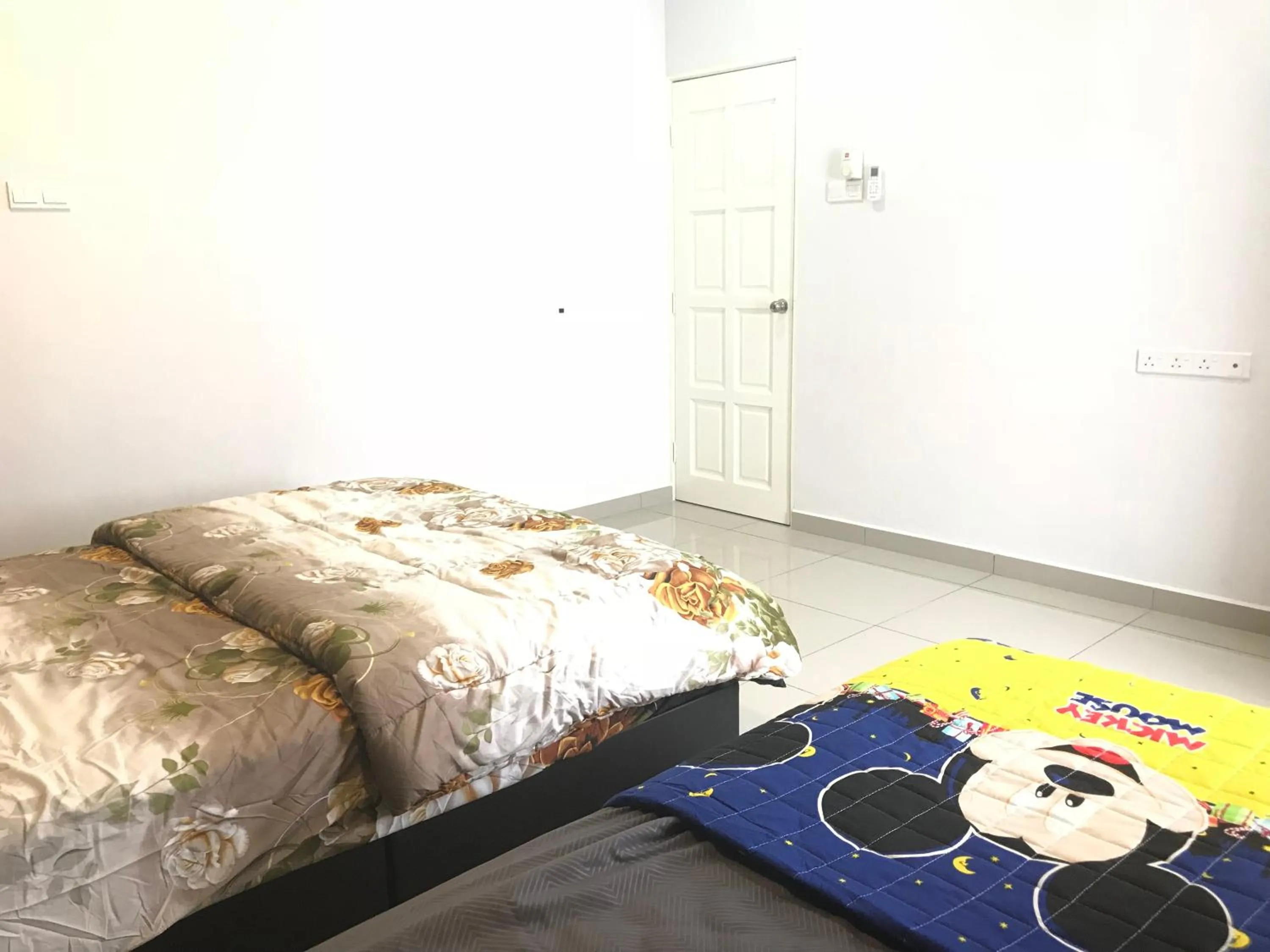 Bedroom, Bed in Jiaxin Homestay - JP Pedana 家馨民宿