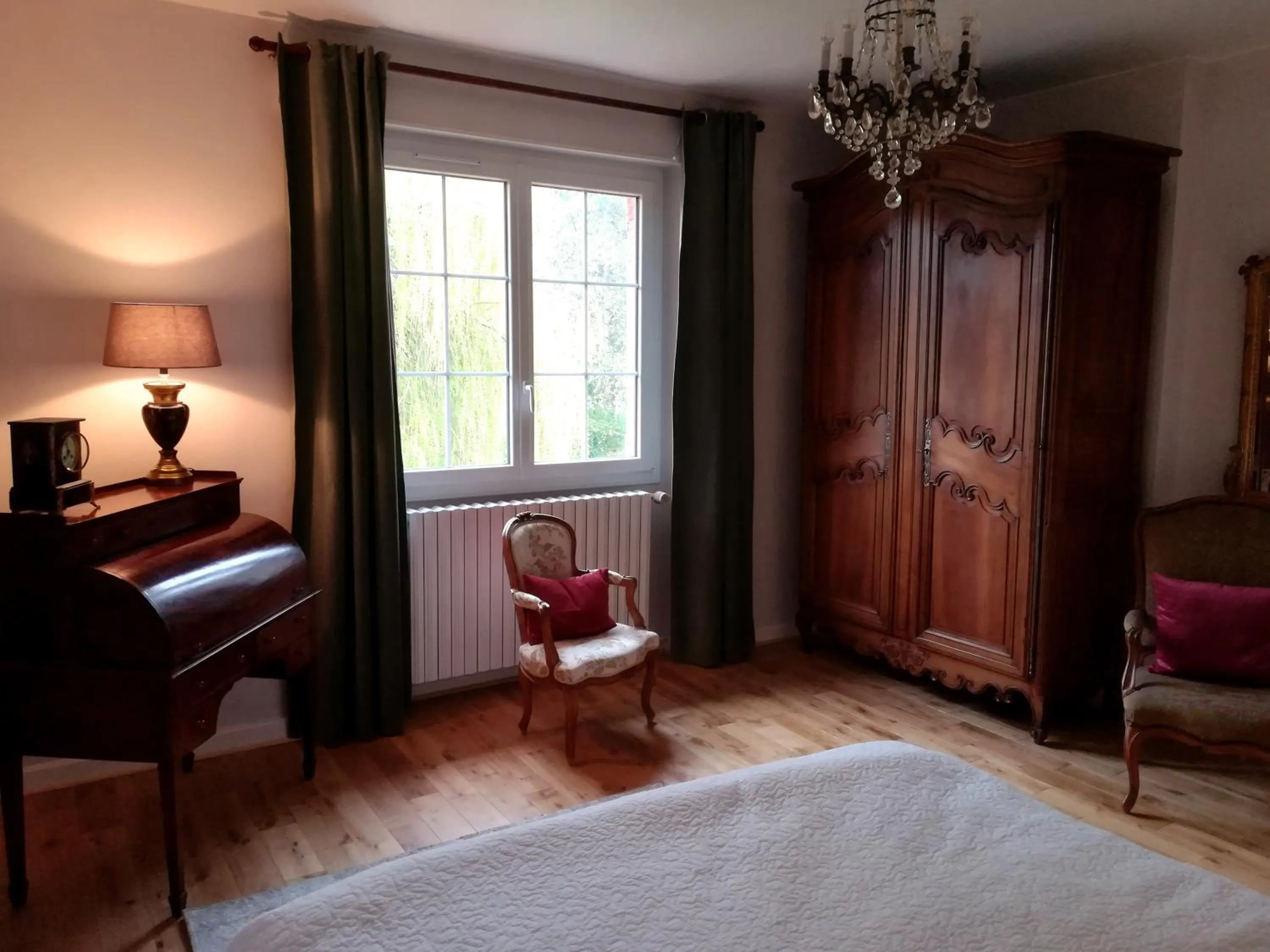 Bedroom, Bed in Maison Angulus Ridet