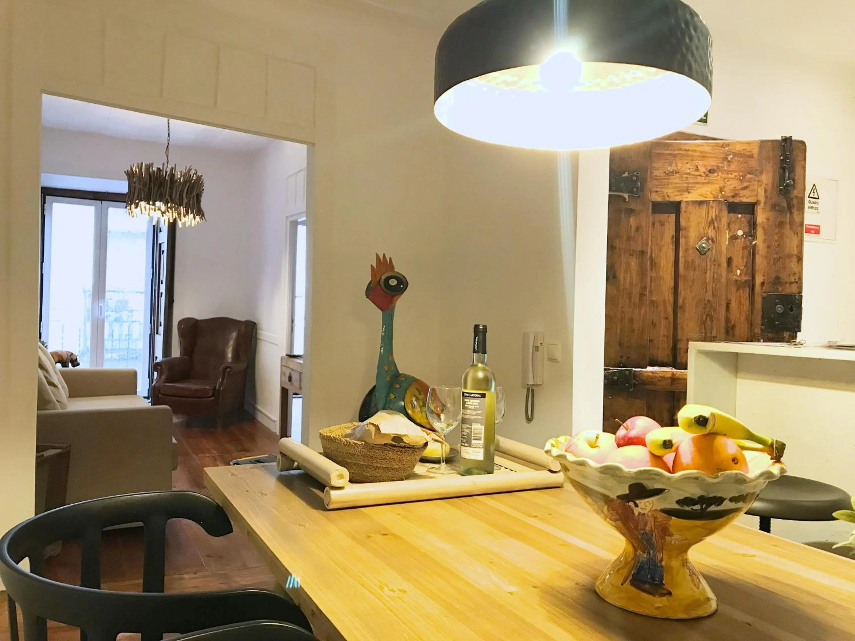 Decorative detail in SantoSweethome 2