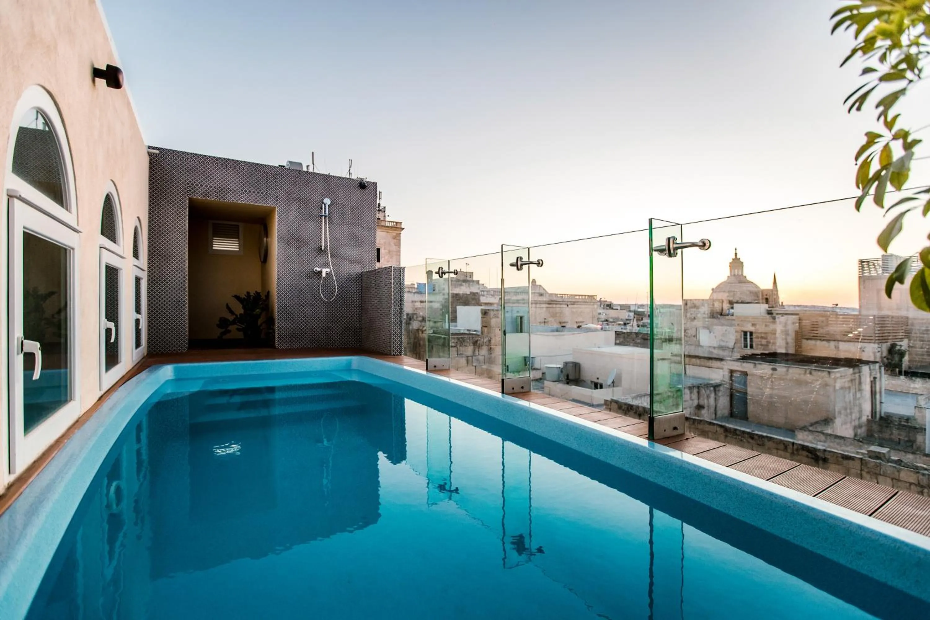 Swimming pool in Rosselli