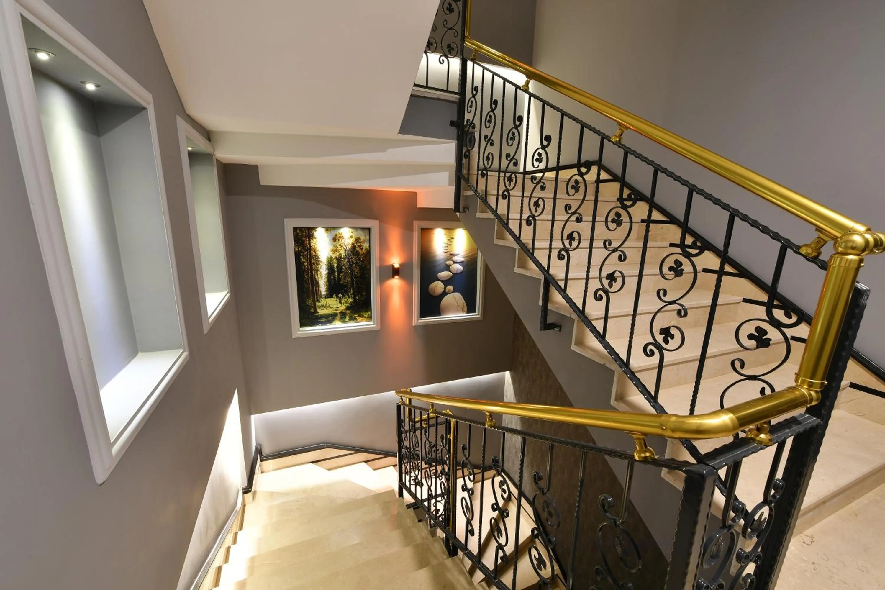 D'LUX BOUTİQUE HOTEL