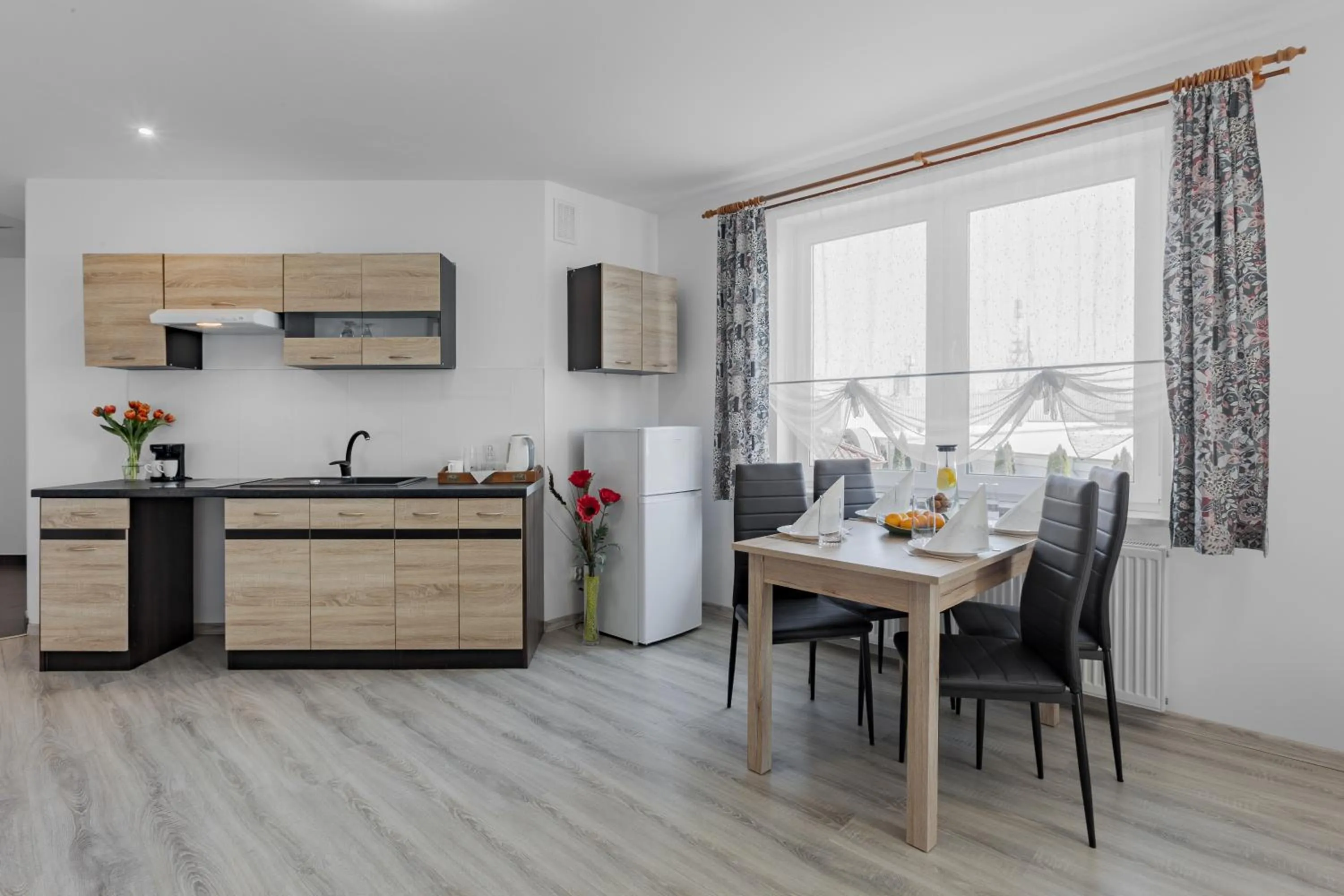 Kitchen or kitchenette in Pensjonat KoGa