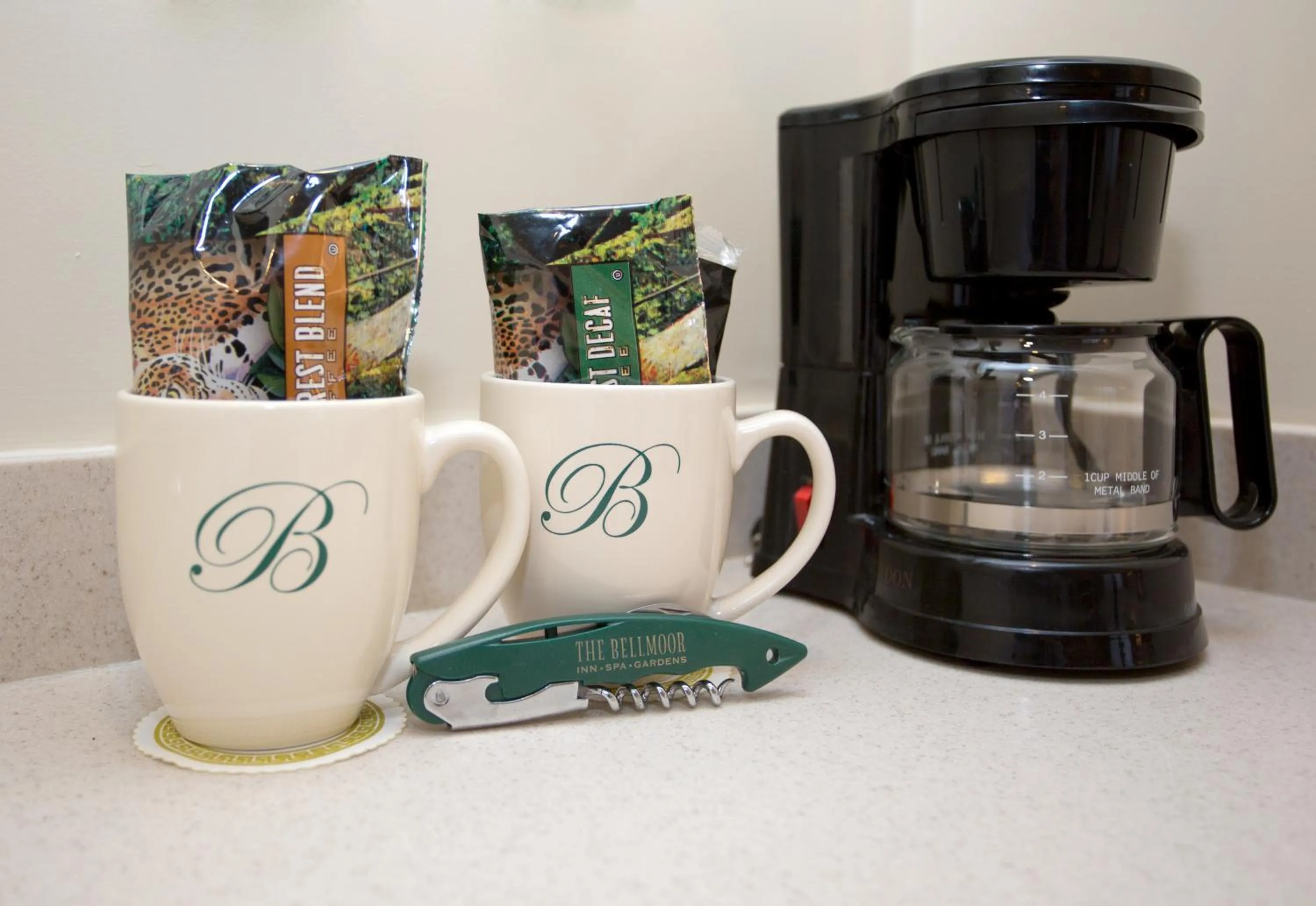 Coffee/tea facilities in The Bellmoor Inn and Spa