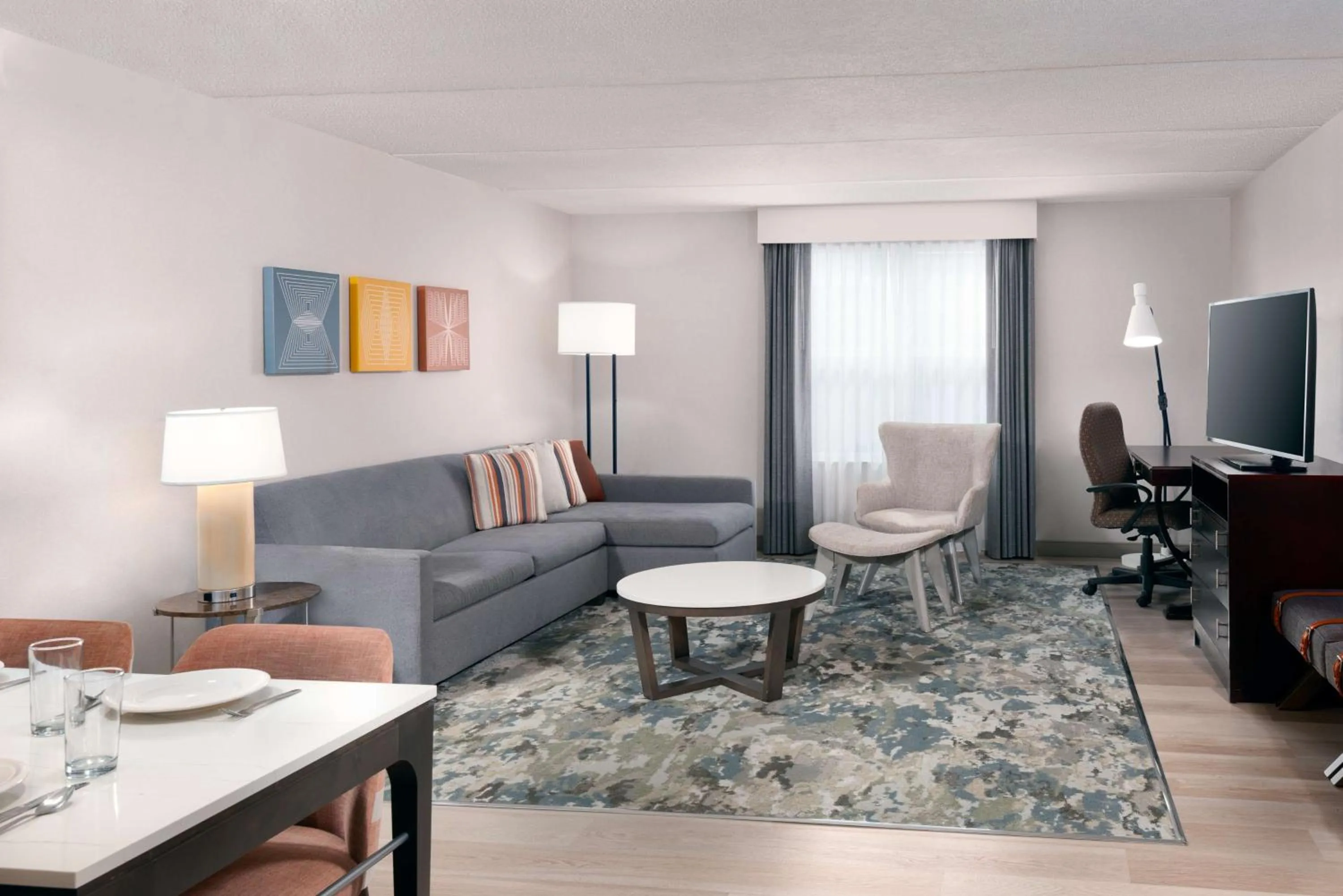 Living room in Homewood Suites by Hilton Boston/Canton, MA