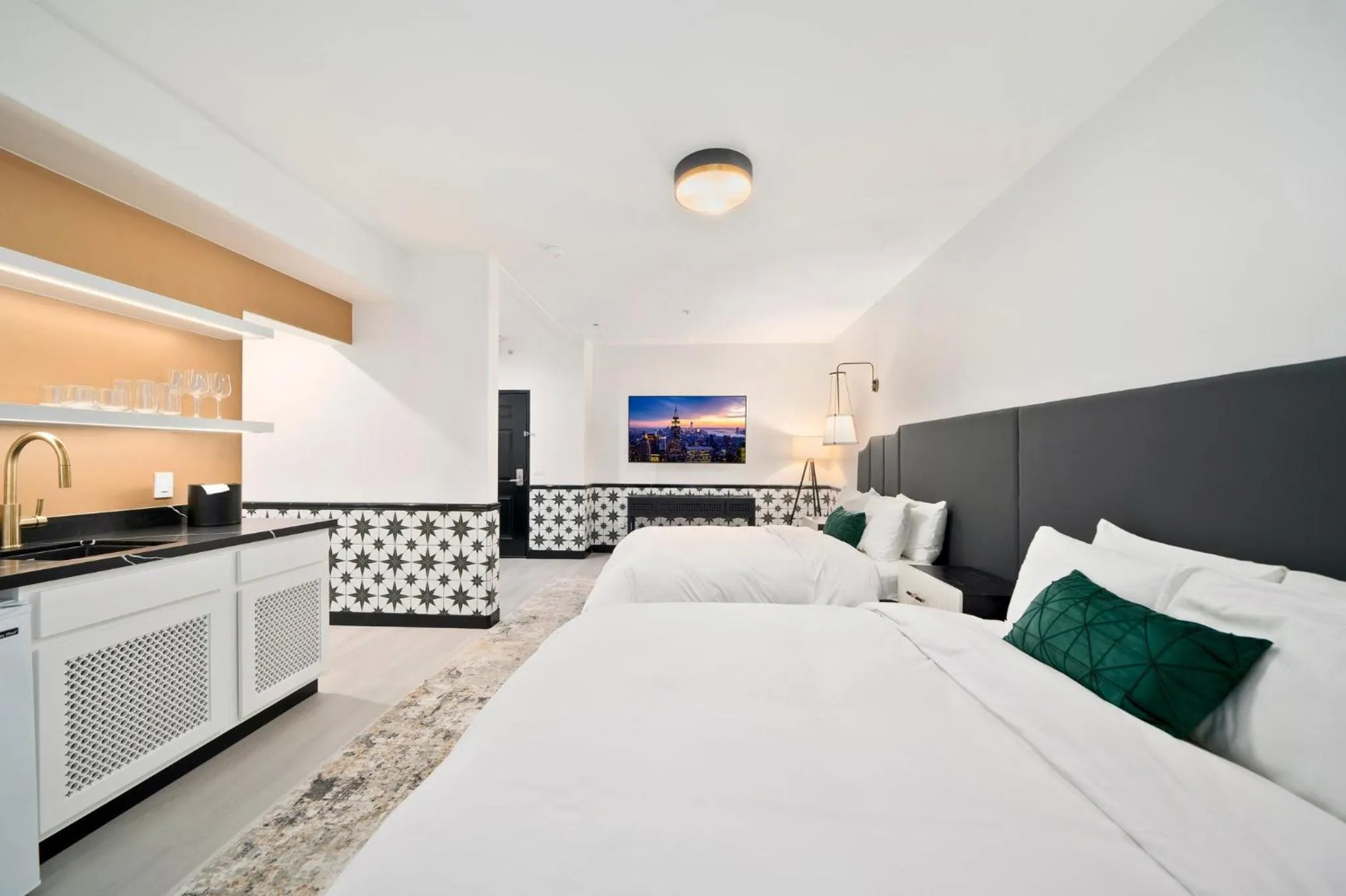 Bed in Casablanca Inn