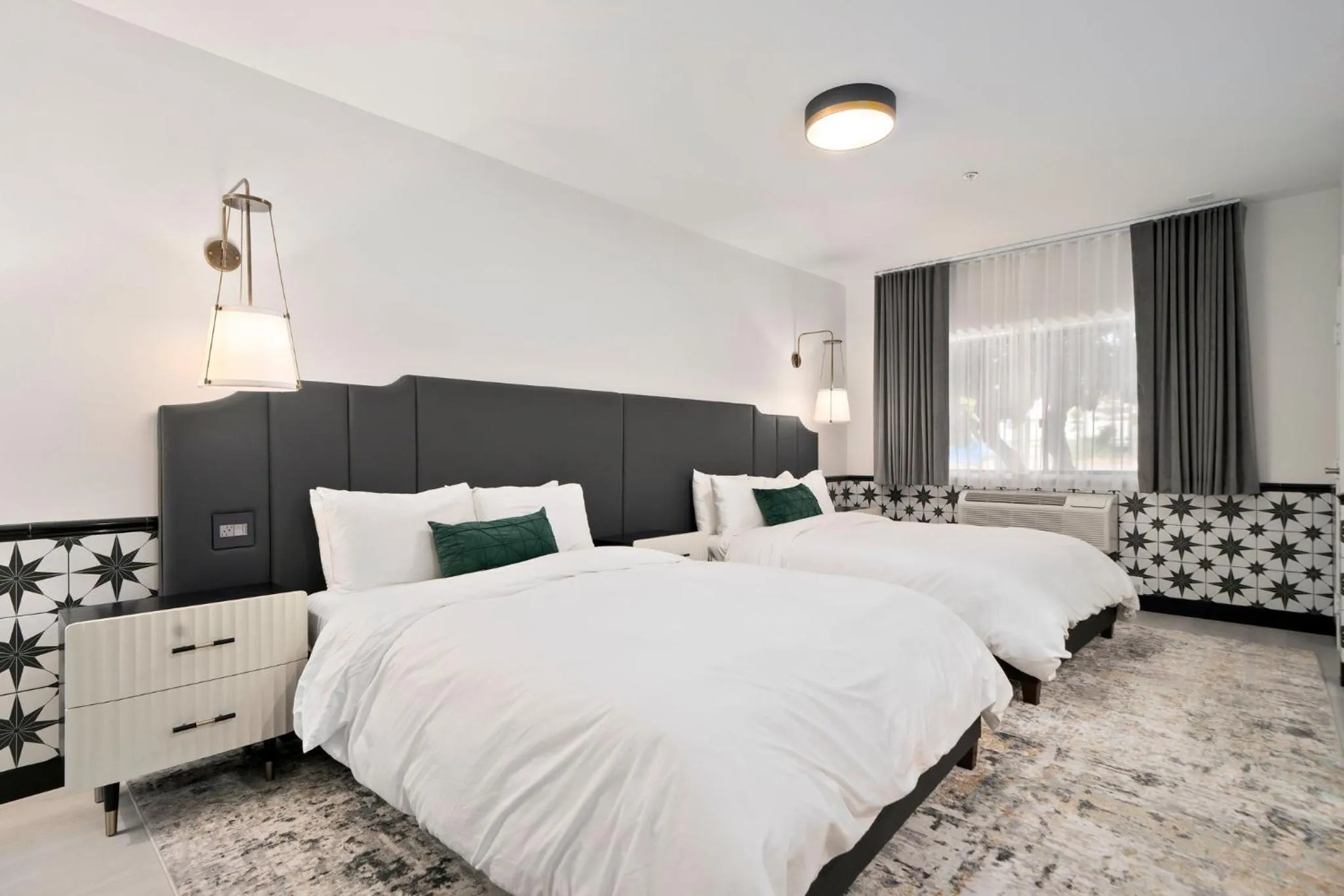 Bed in Casablanca Inn