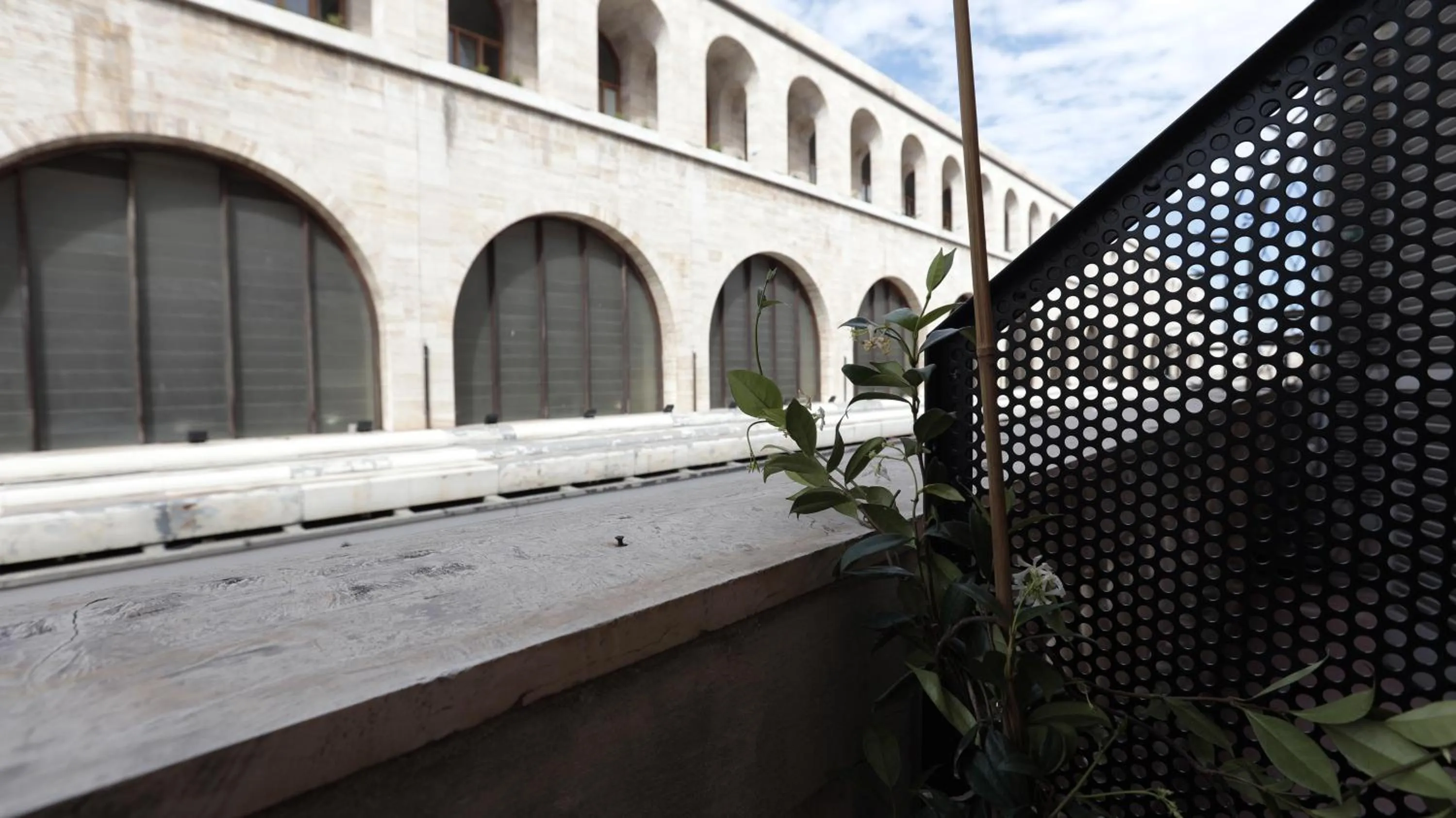 Property building in Suite Inn Rome