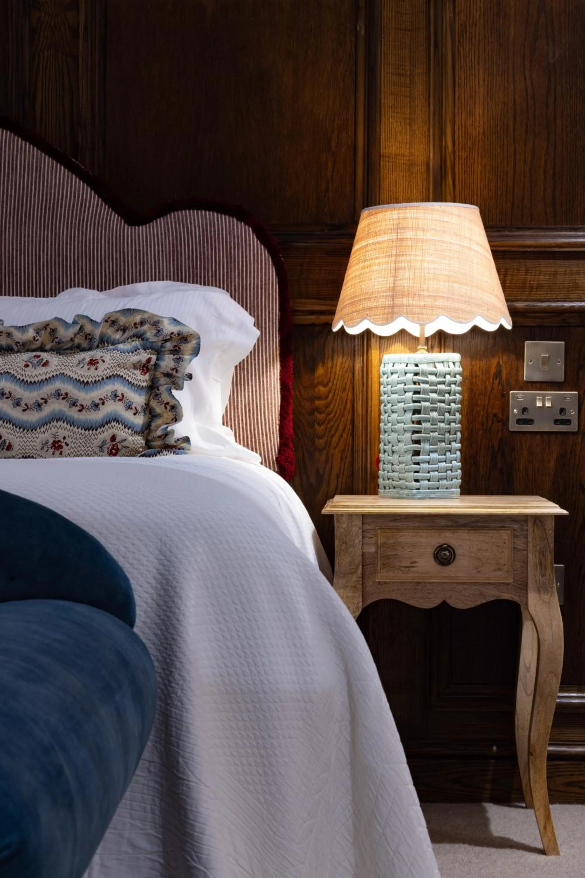 Bedroom, Bed in The White Hart - A Heartwood Inn