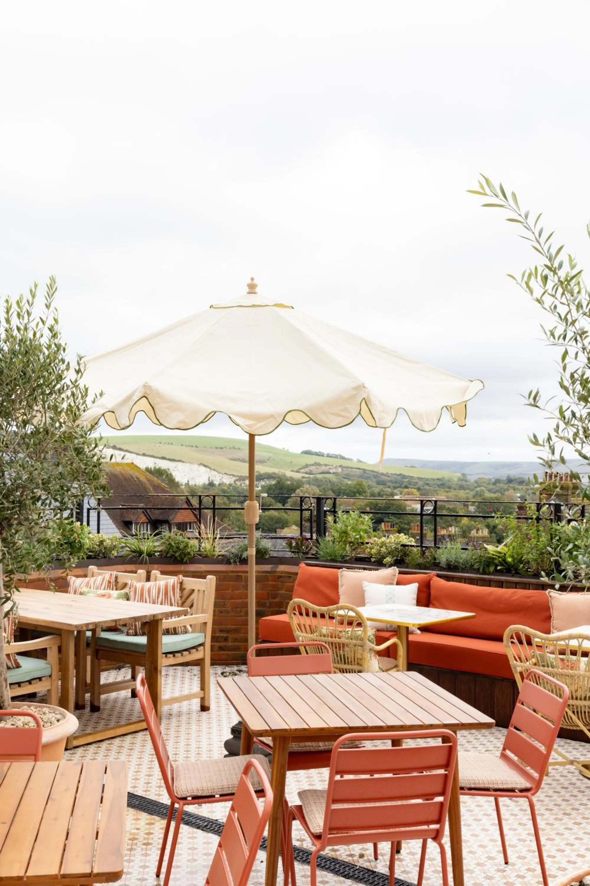 Balcony/Terrace in The White Hart - A Heartwood Inn