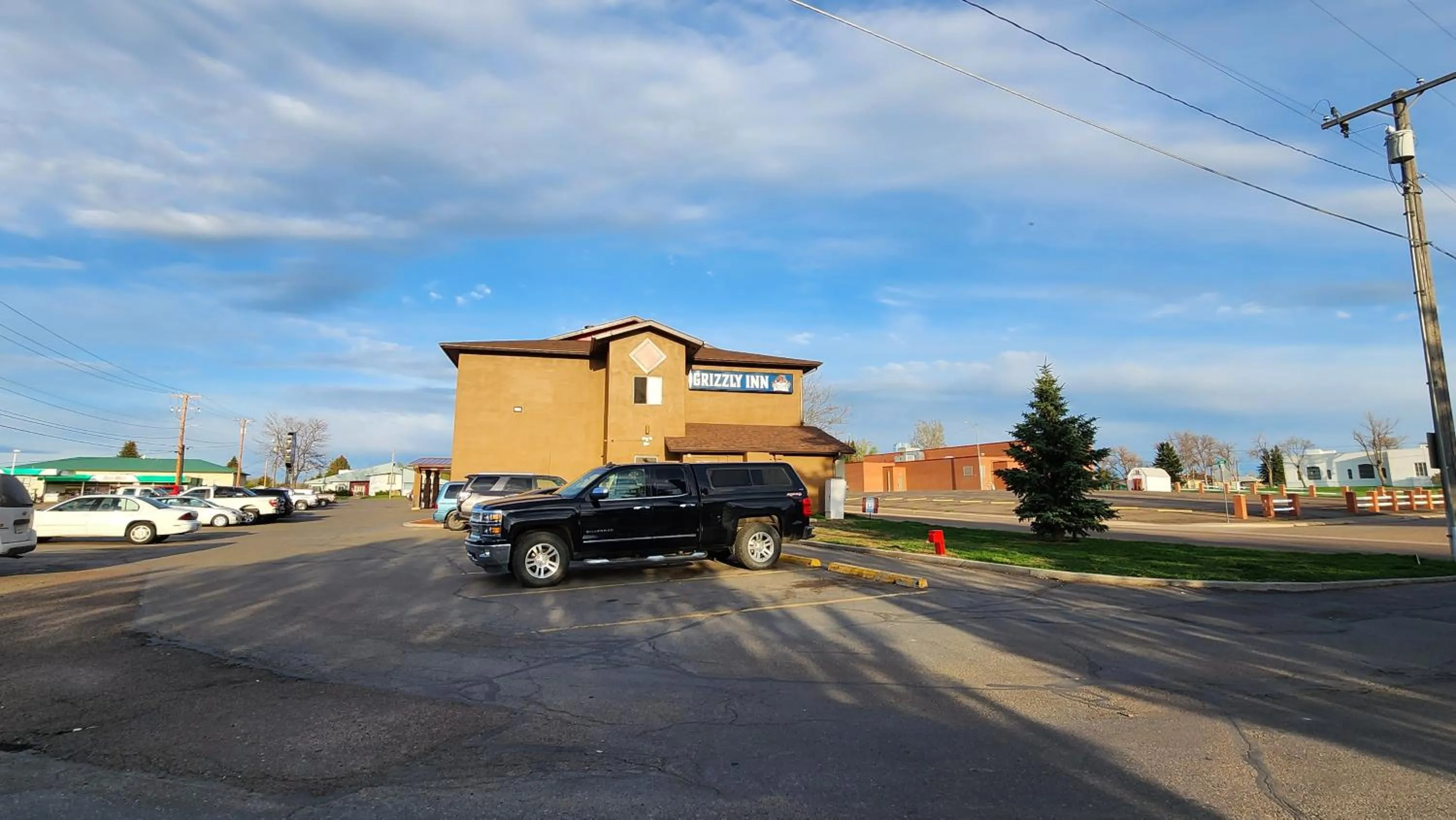 Property building in Grizzly Inn