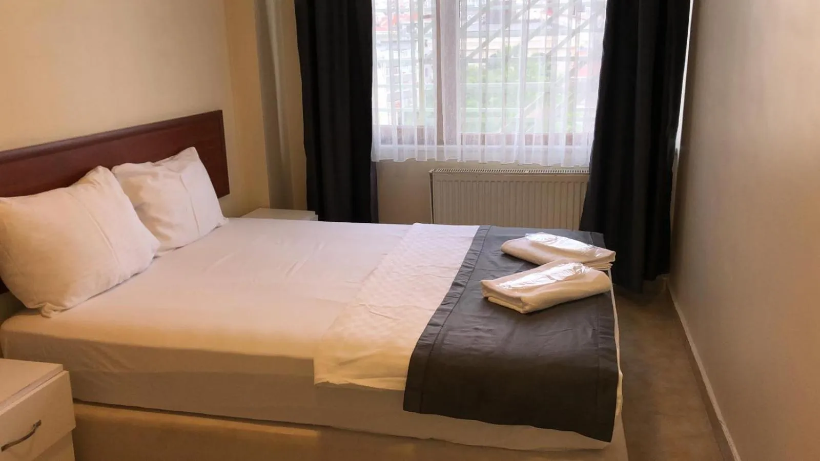 Bedroom in şah otel